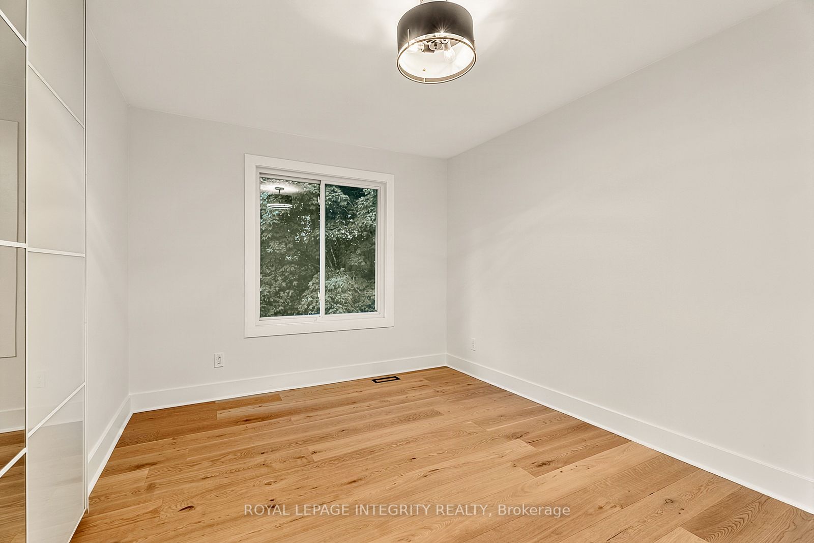 731 Ludgate Court Property Photo 29