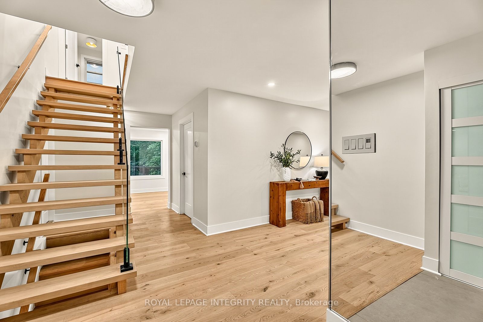731 Ludgate Court Property Photo 45