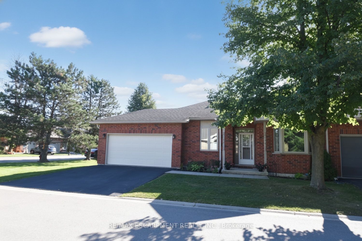 87 Jenifer Drive Property Photo 1
