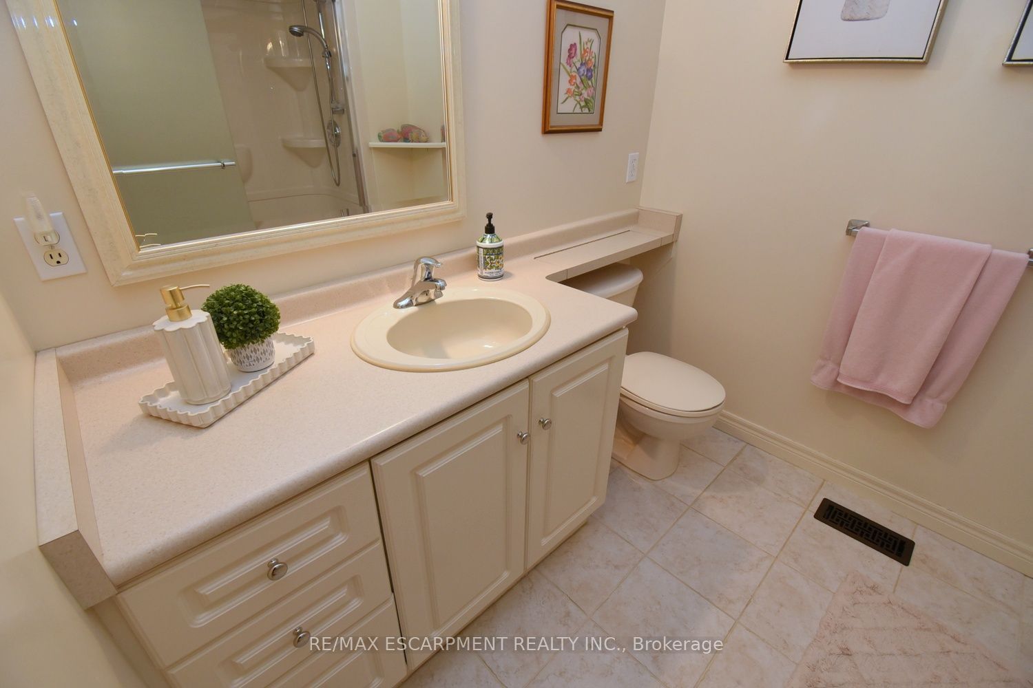 87 Jenifer Drive Property Photo 19
