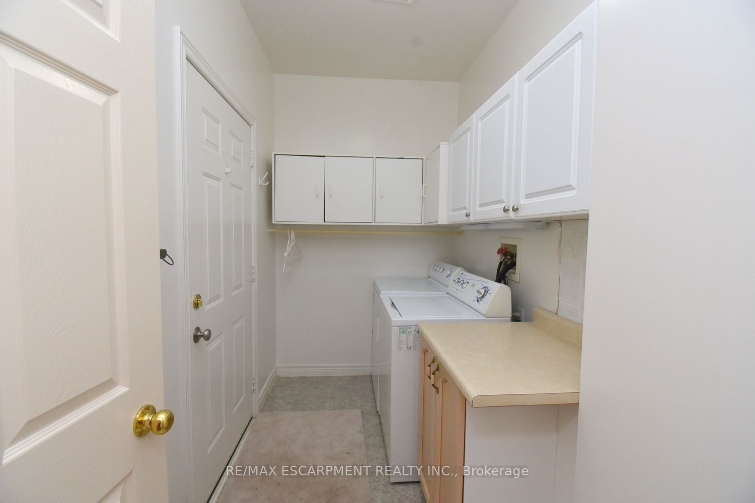 87 Jenifer Drive Property Photo 33