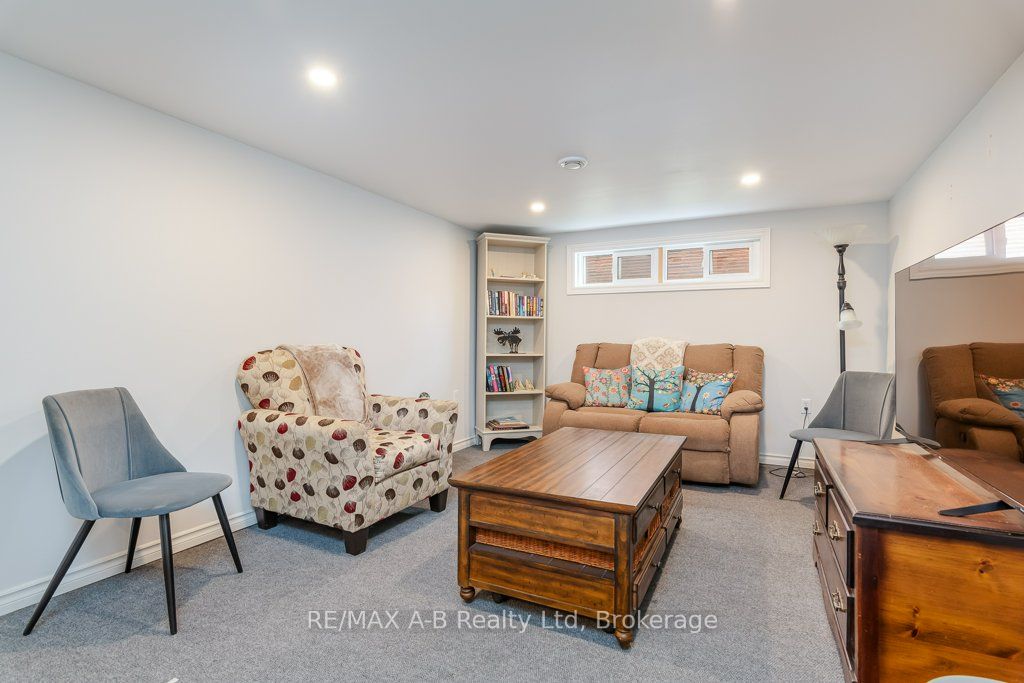 61 Mc Donald Street Property Photo 21