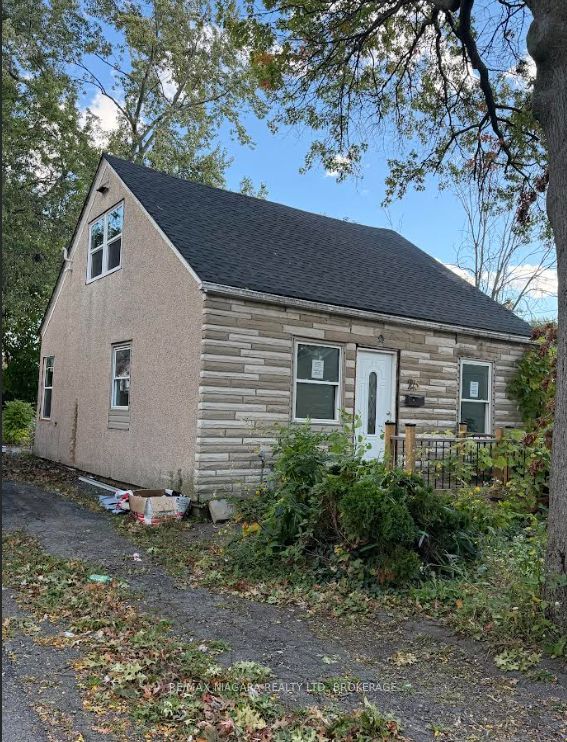 25 Dover Court Property Photo 1