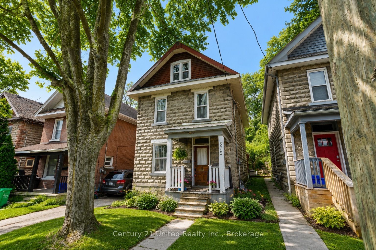 575 Bethune Street Property Photo 1