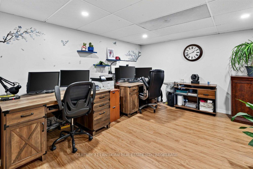 365 Park Road Property Photo 25