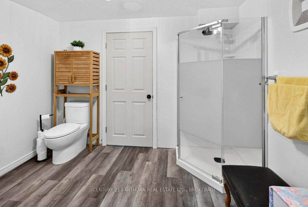 365 Park Road Property Photo 35