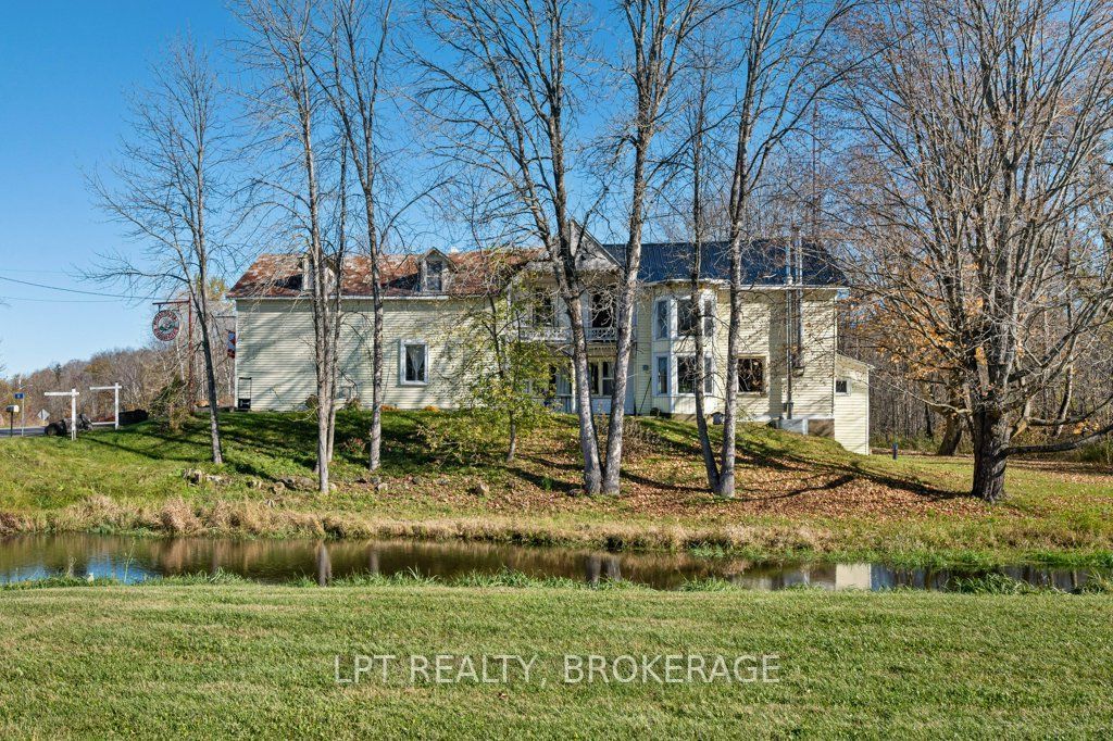 16 Westport Road Property Photo 1