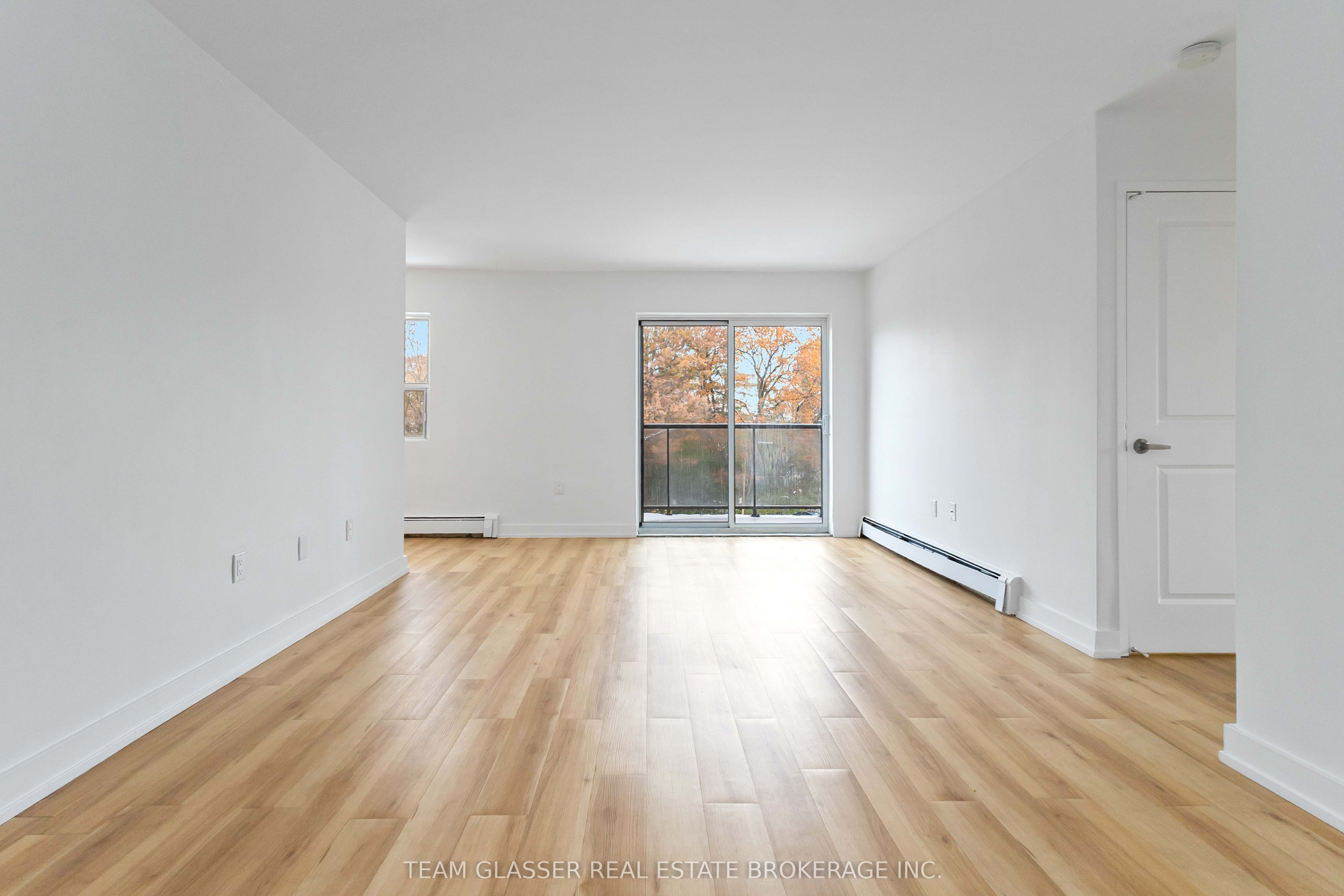 540 Proudfoot Lane 301 Property Photo 3