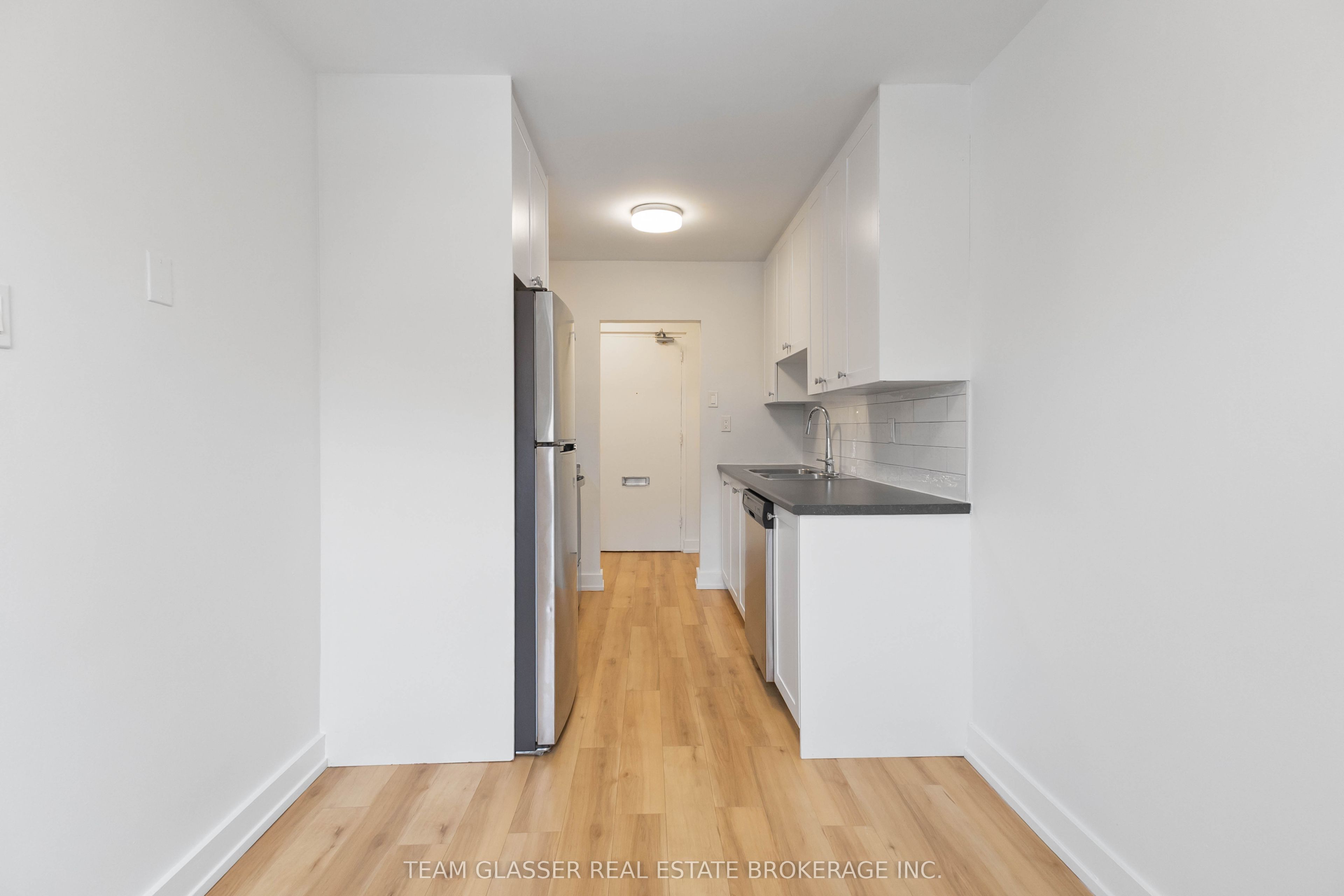540 Proudfoot Lane 301 Property Photo 15