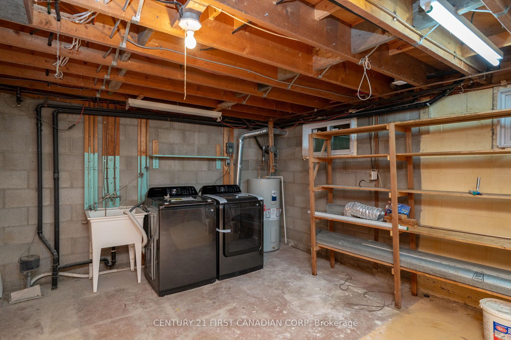 1492 North Vernon Avenue Property Photo 42