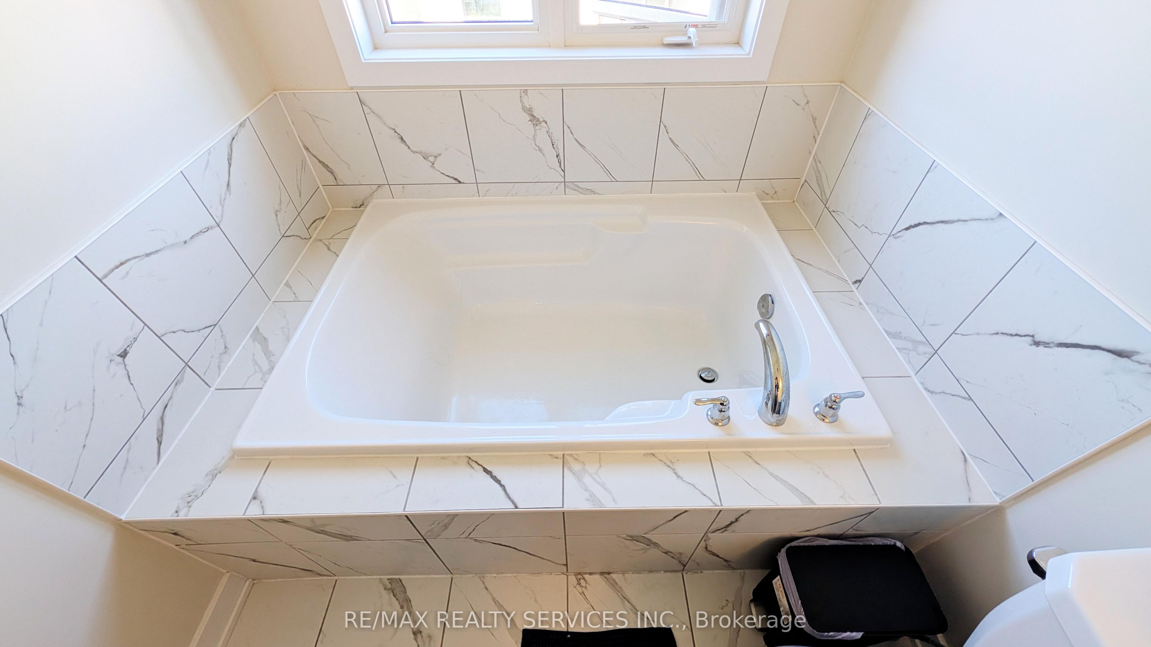 21 Keelson Street Upper Property Photo 30