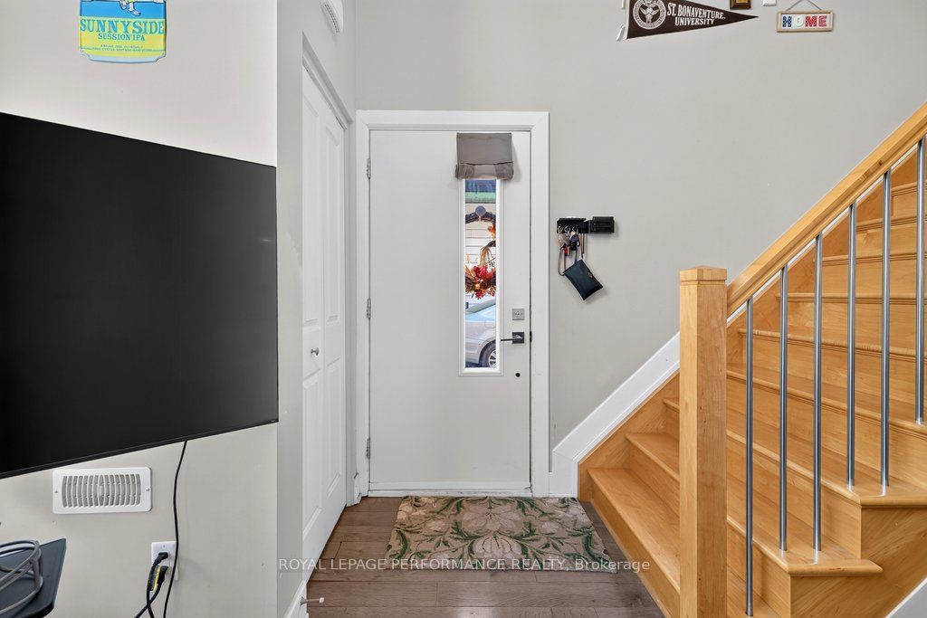 206 Manchester Avenue B Property Photo 5