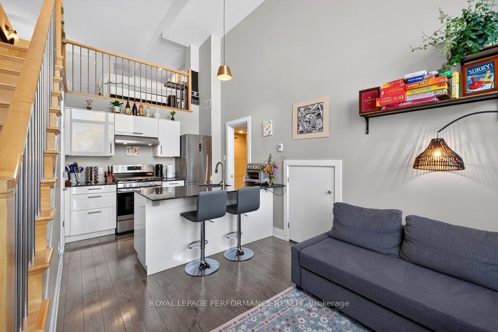 206 Manchester Avenue B Property Photo 13