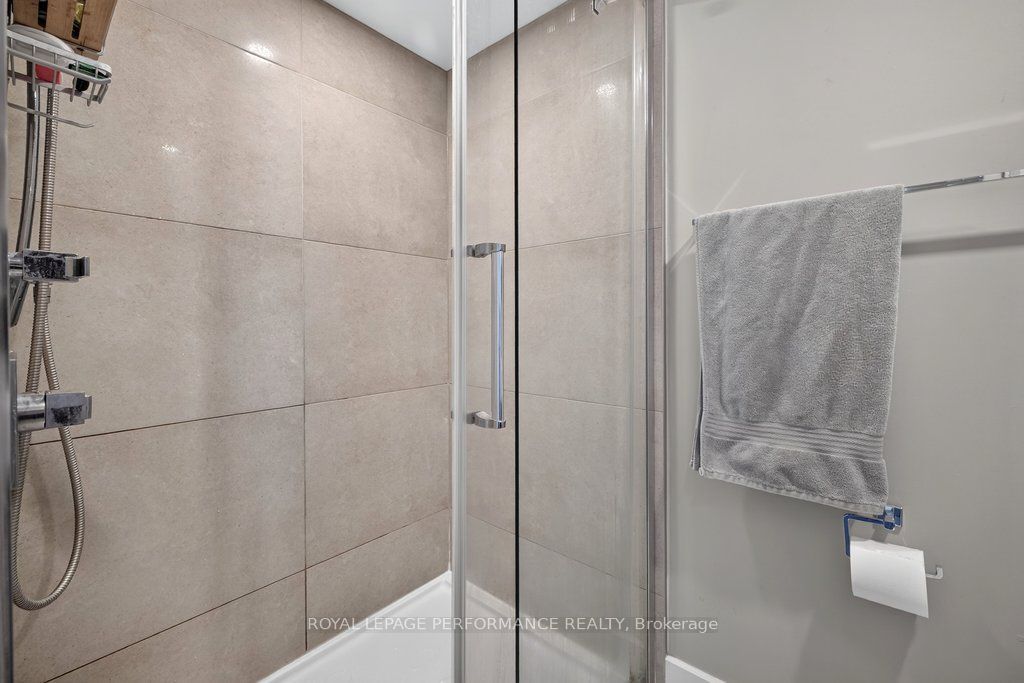 206 Manchester Avenue B Property Photo 22