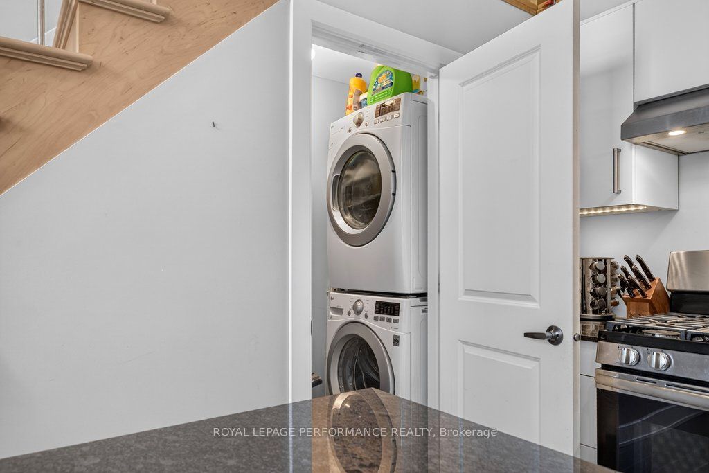 206 Manchester Avenue B Property Photo 24