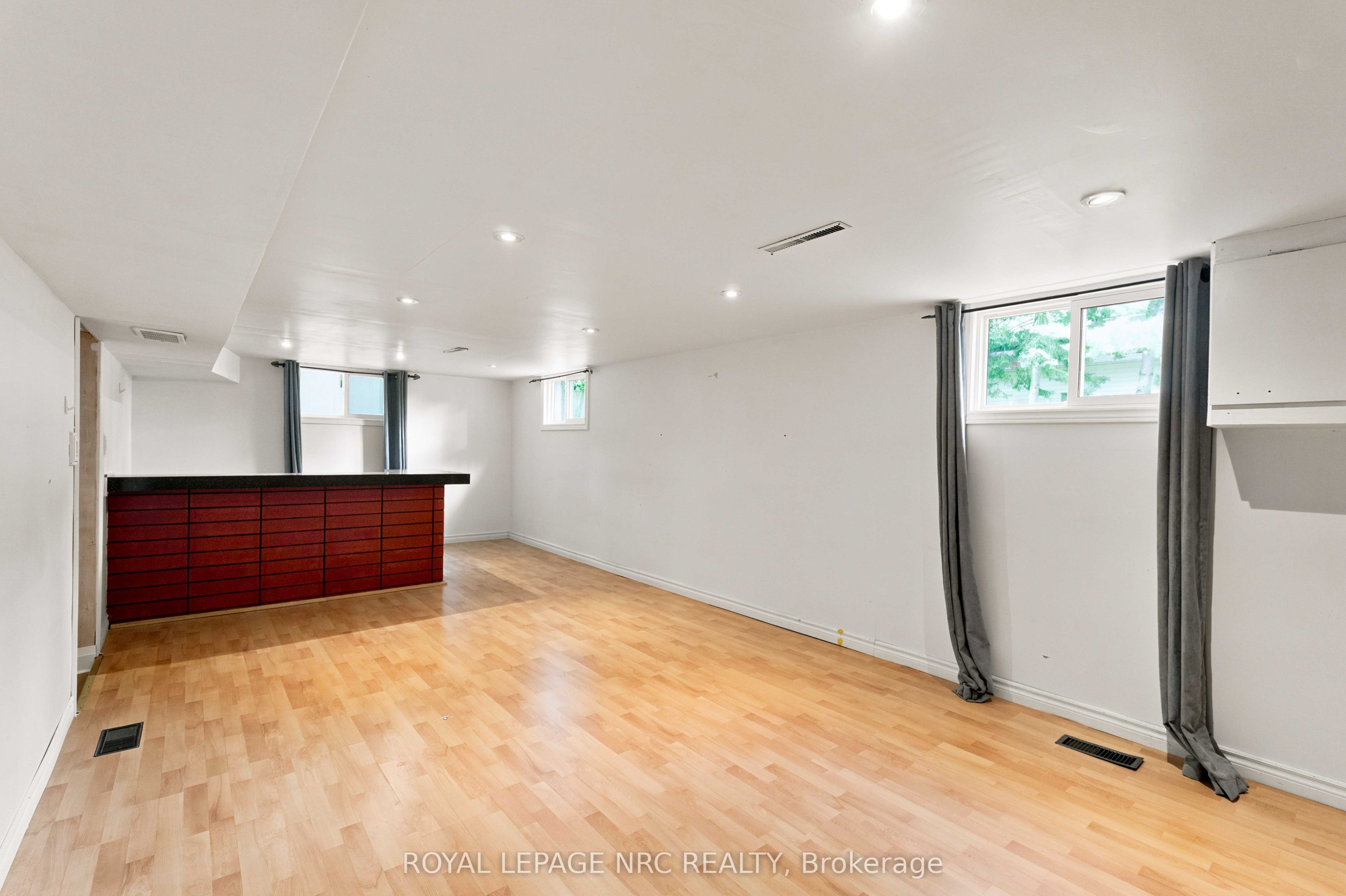 45 Woodcroft Crescent Property Photo 16