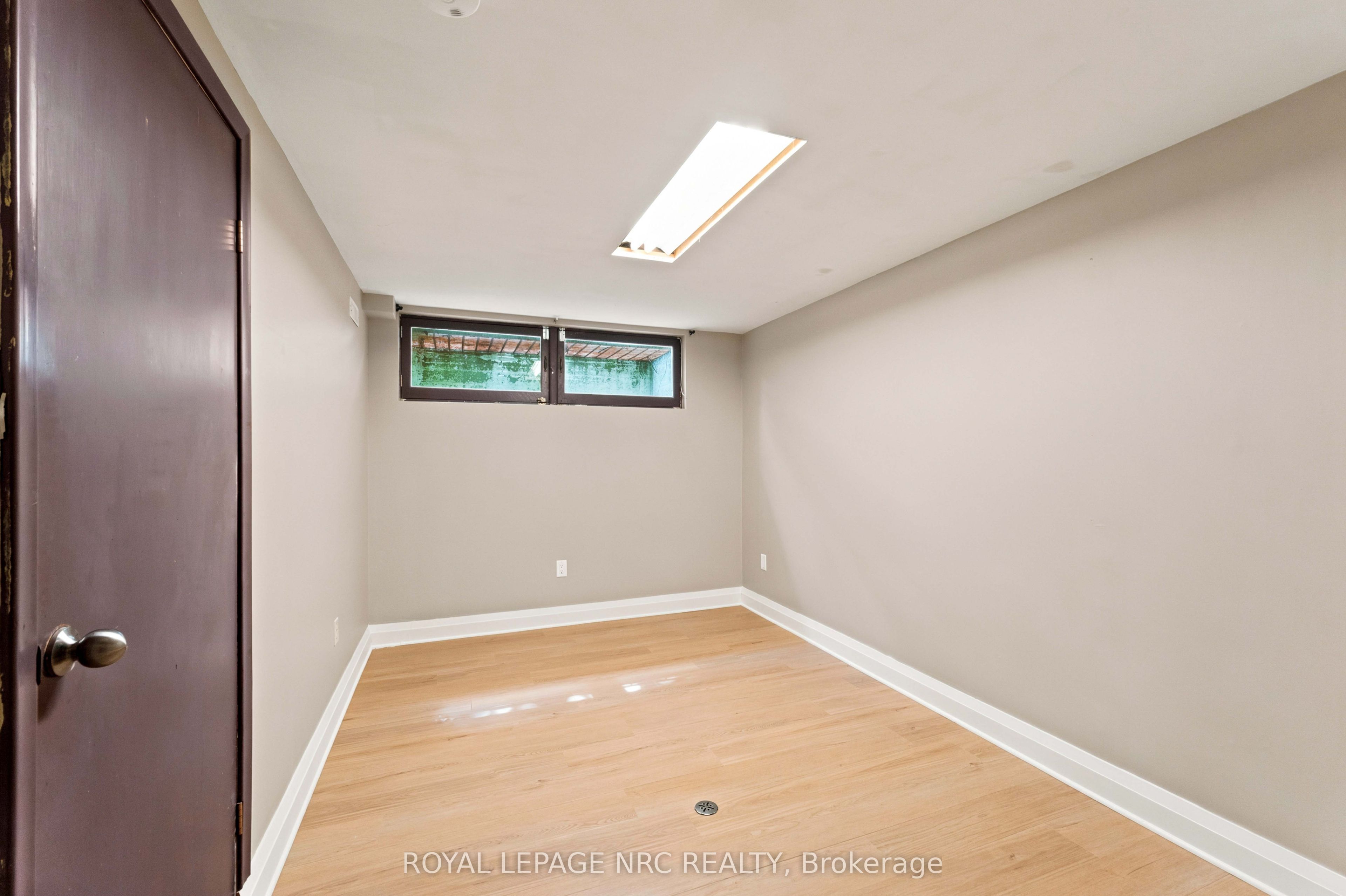 45 Woodcroft Crescent Property Photo 26