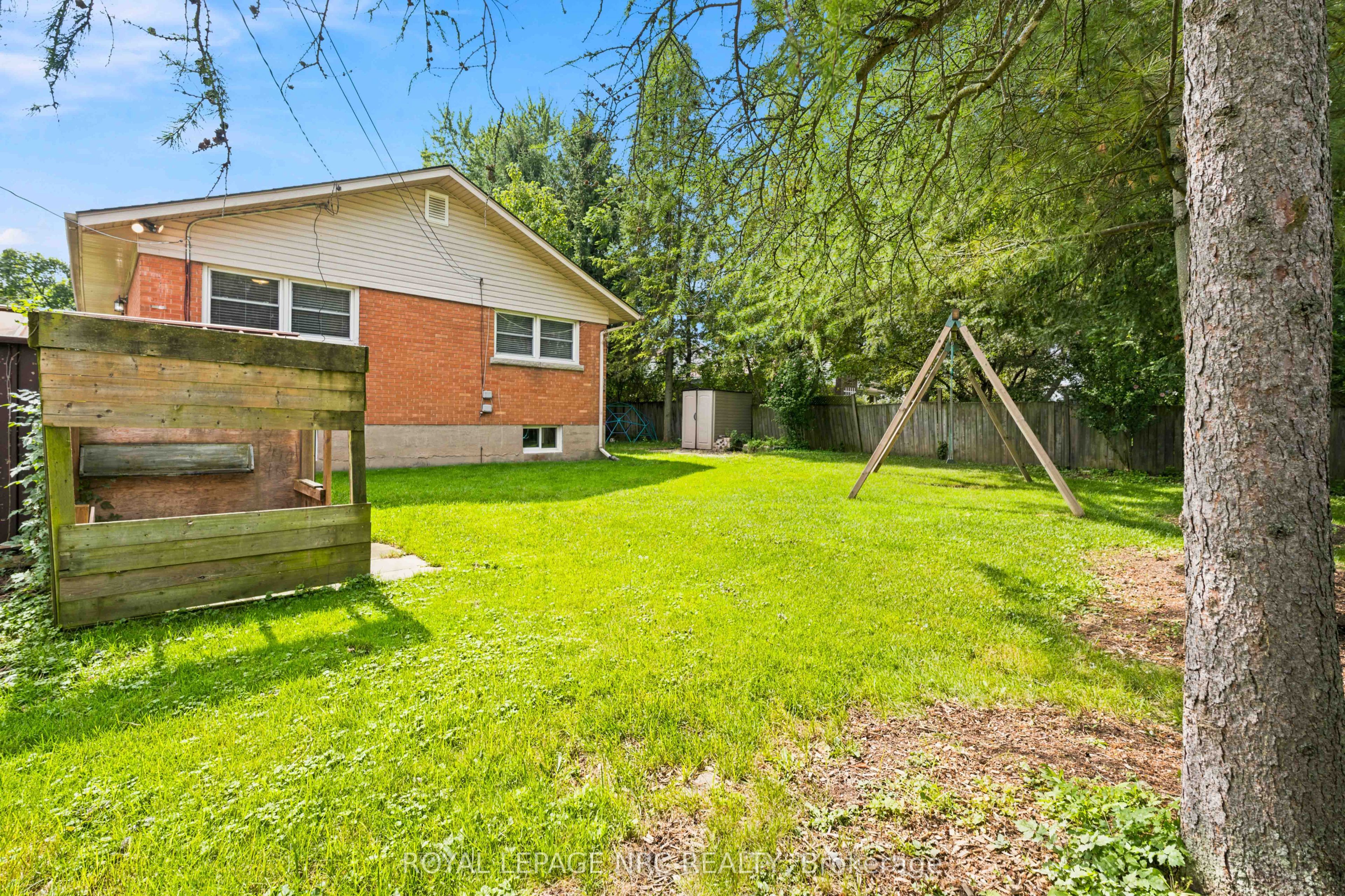 45 Woodcroft Crescent Property Photo 30