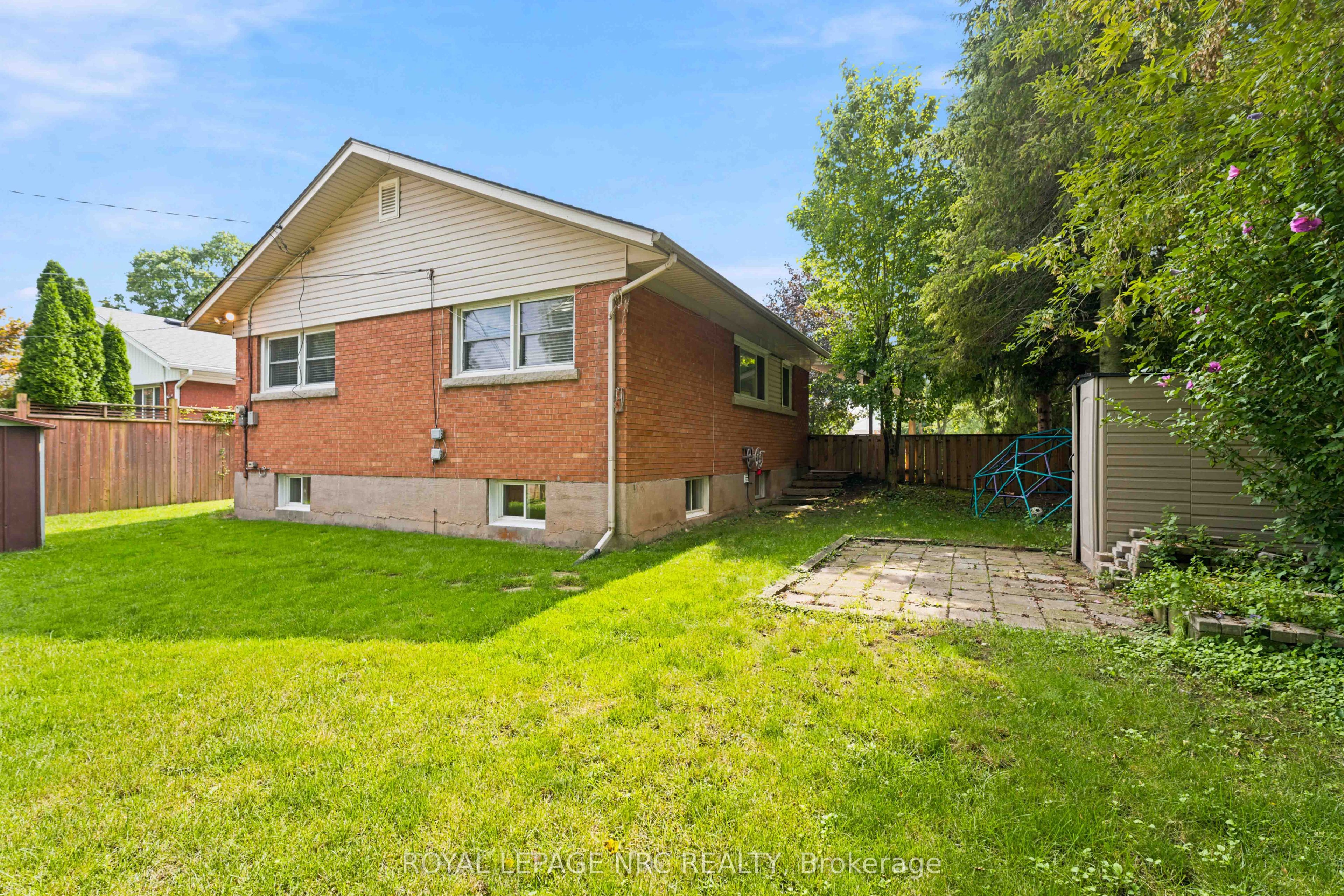 45 Woodcroft Crescent Property Photo 33