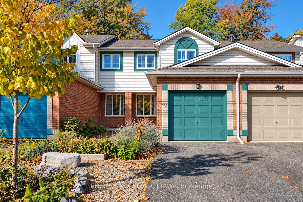 154 College Circle Property Photo 1