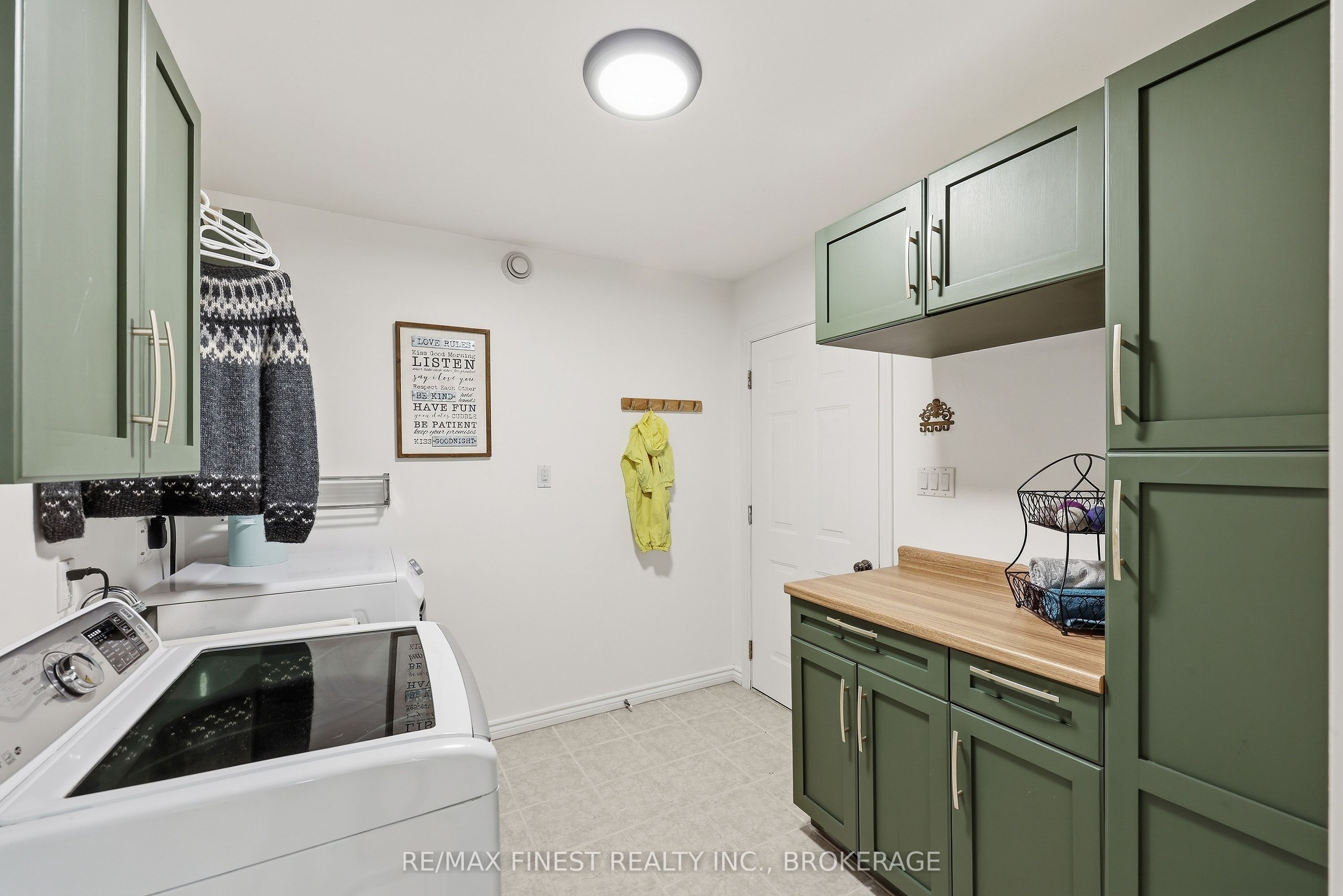 4404 Ashwood Drive Property Photo 19