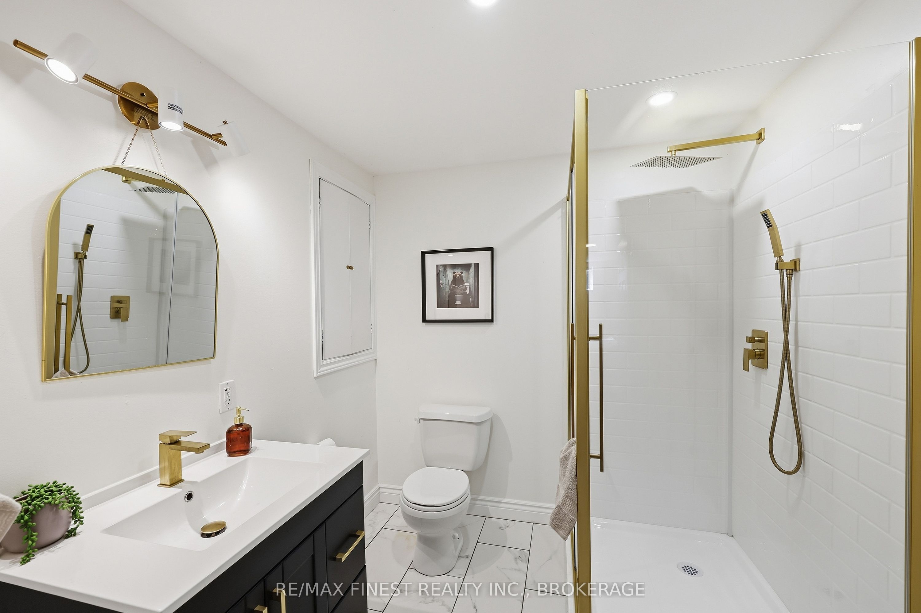 4404 Ashwood Drive Property Photo 32