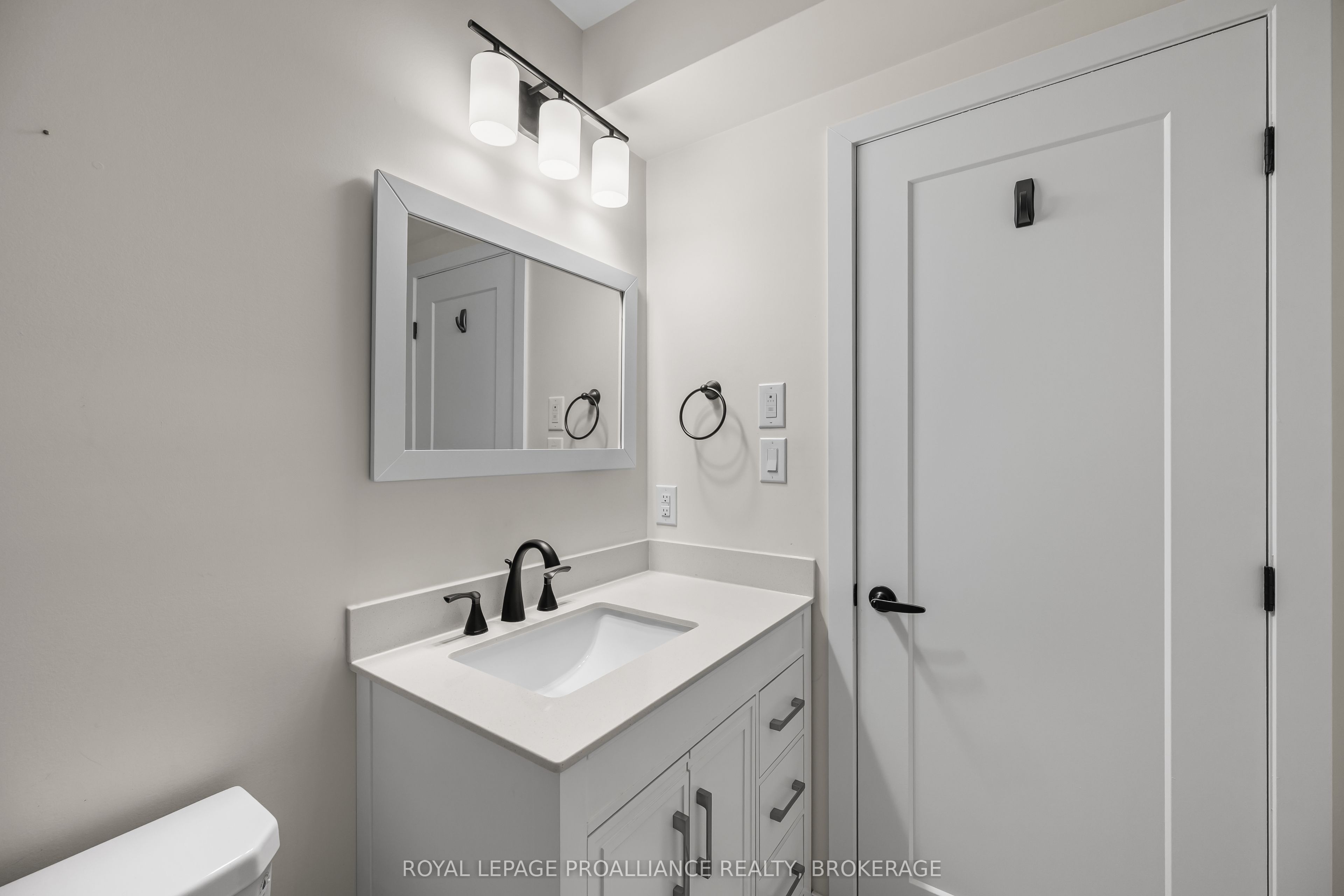809 Development Drive 105 Property Photo 12