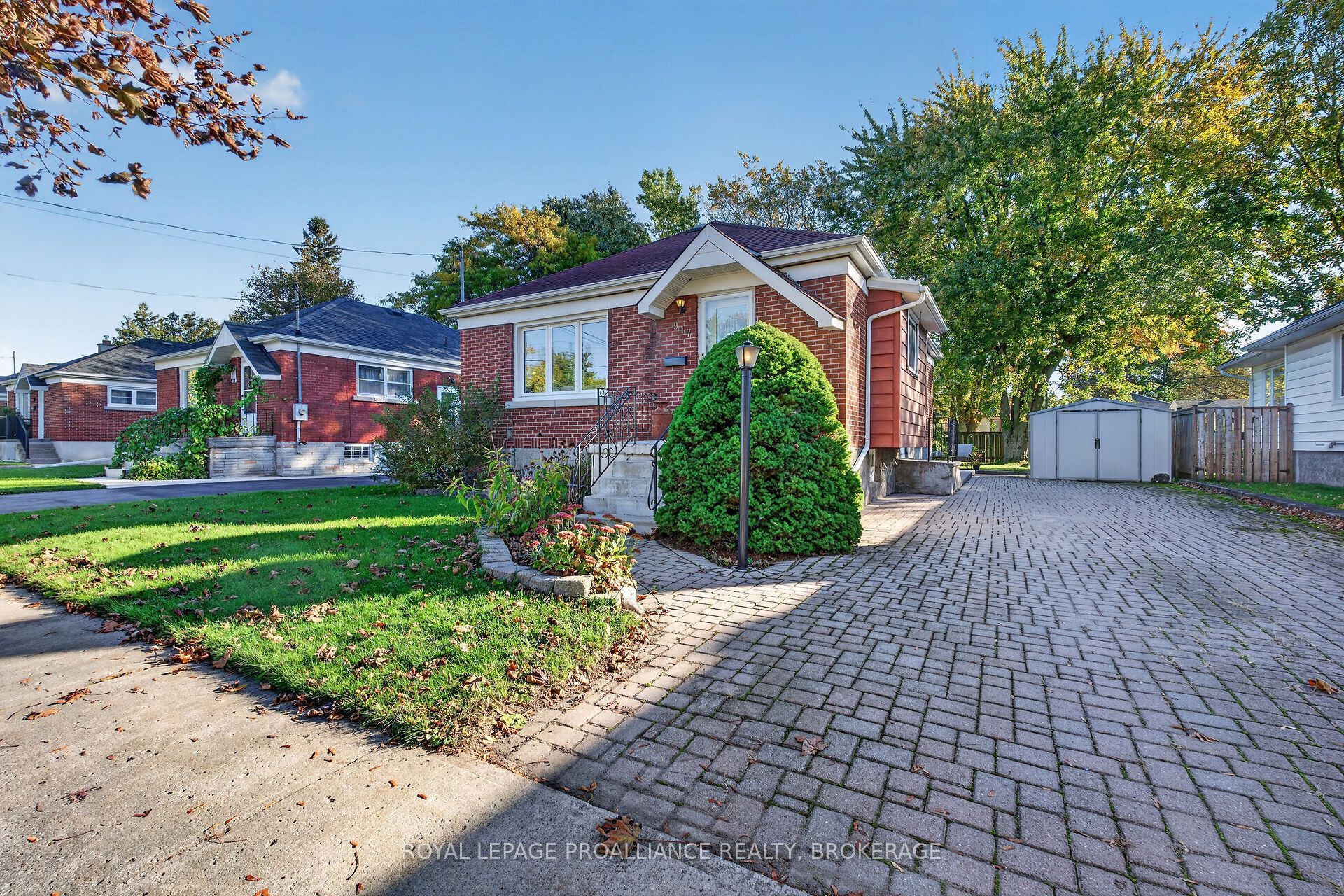 917 Victoria Street Property Photo 1