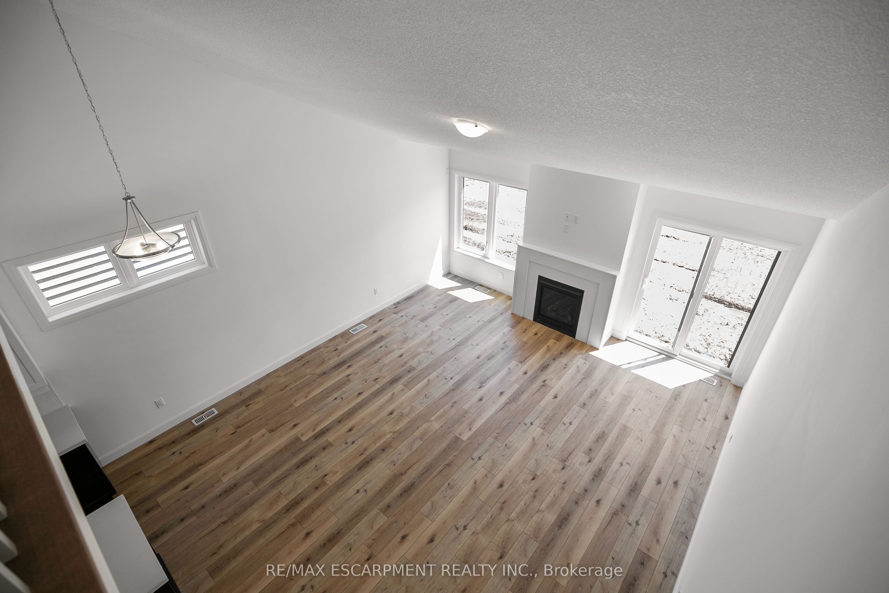 26 Beachwalk Crescent Property Photo 37