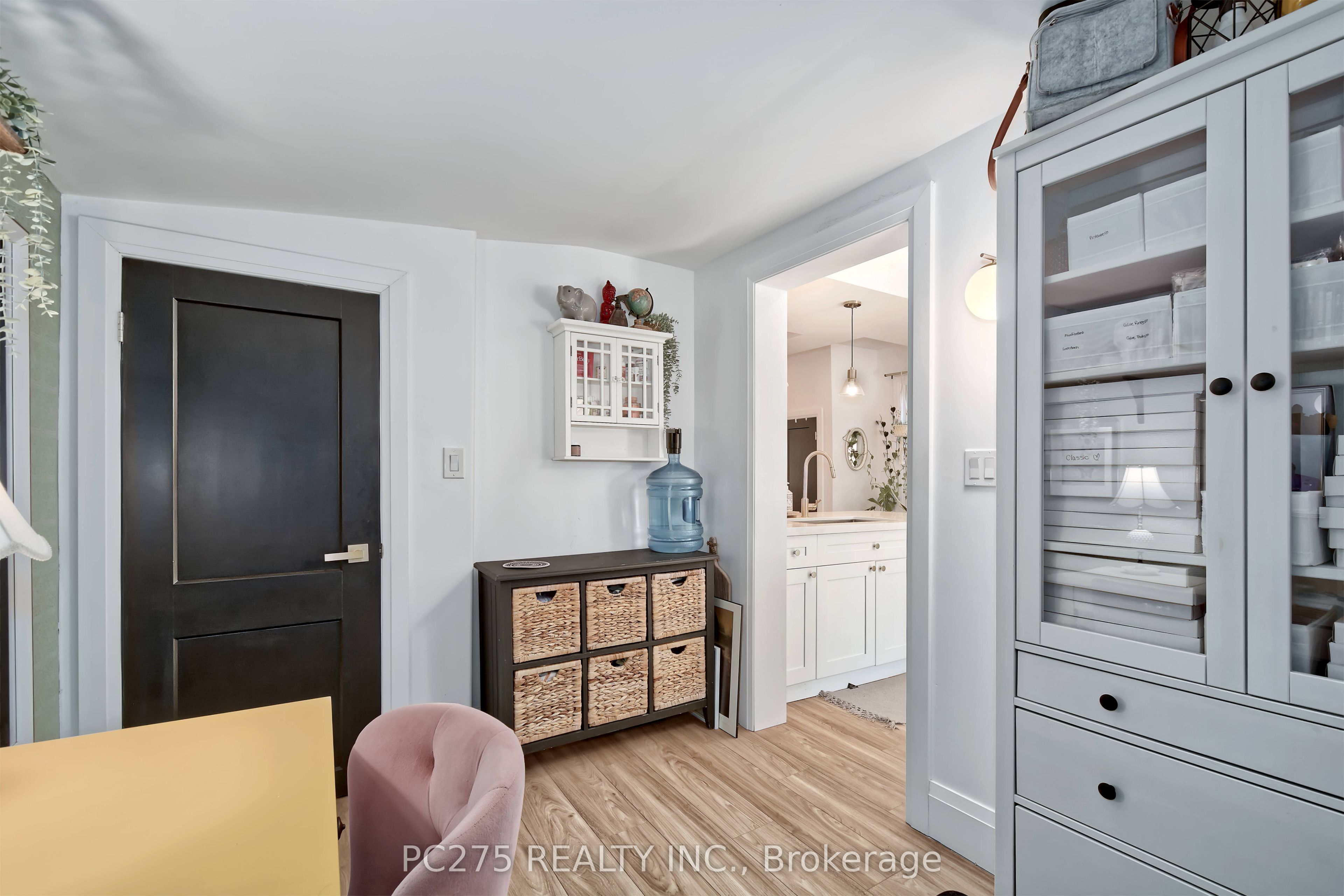 92 Walnut Street Property Photo 13