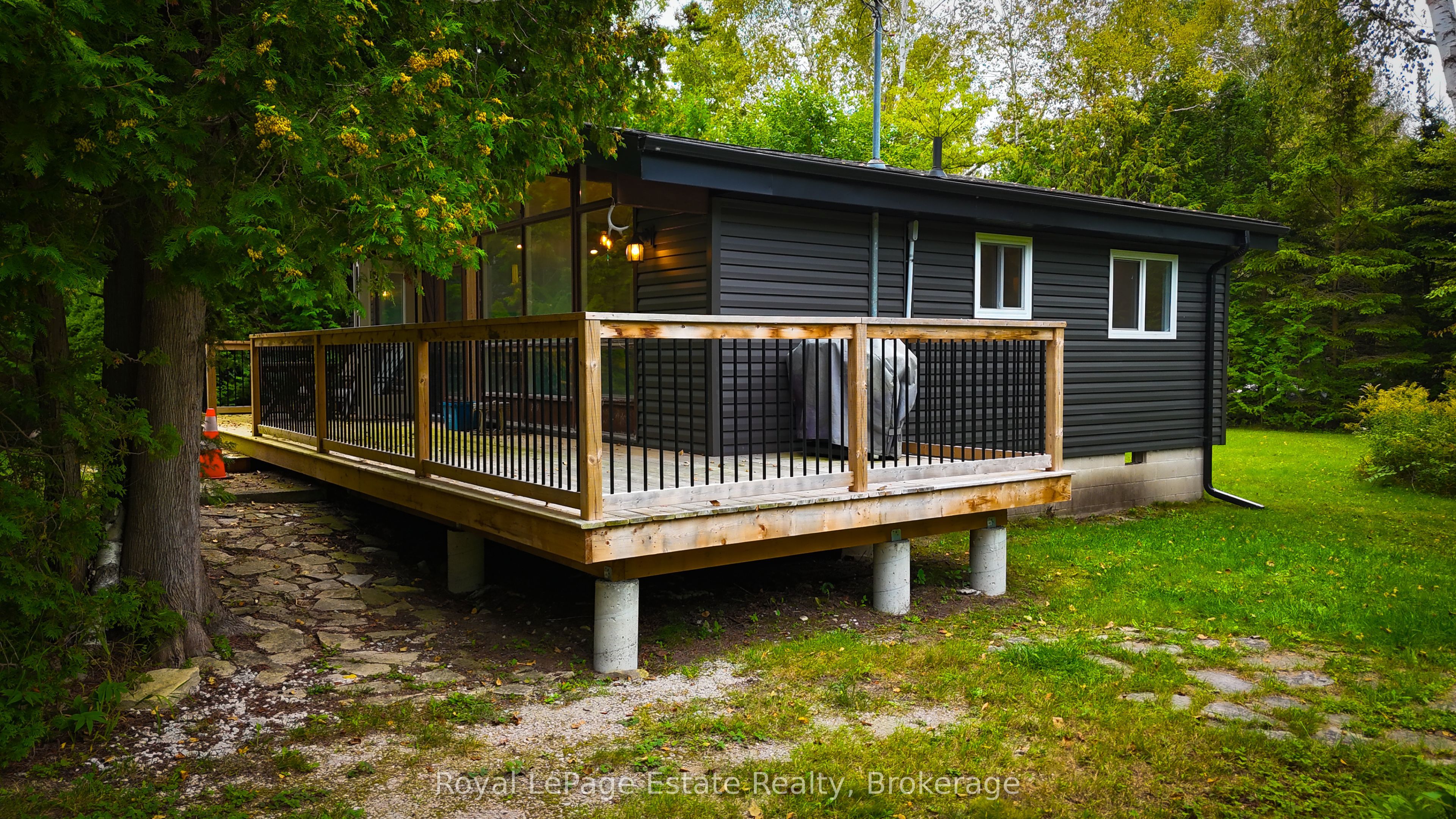24 Fiddlehead Lane Property Photo 4
