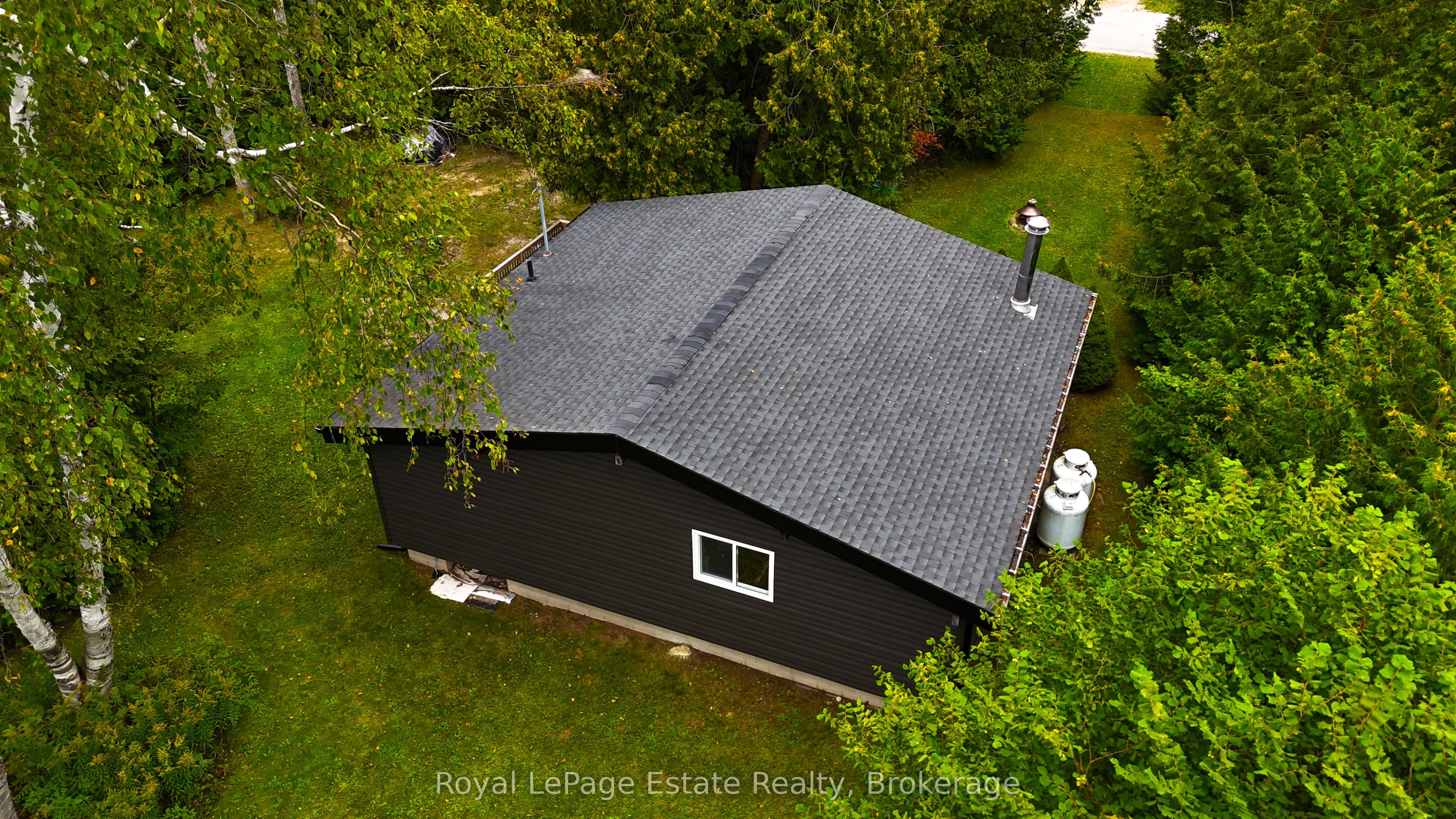 24 Fiddlehead Lane Property Photo 5