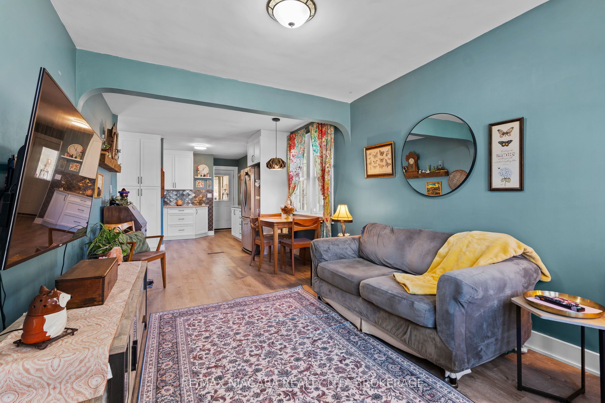 128 Adelaide Street Property Photo 5