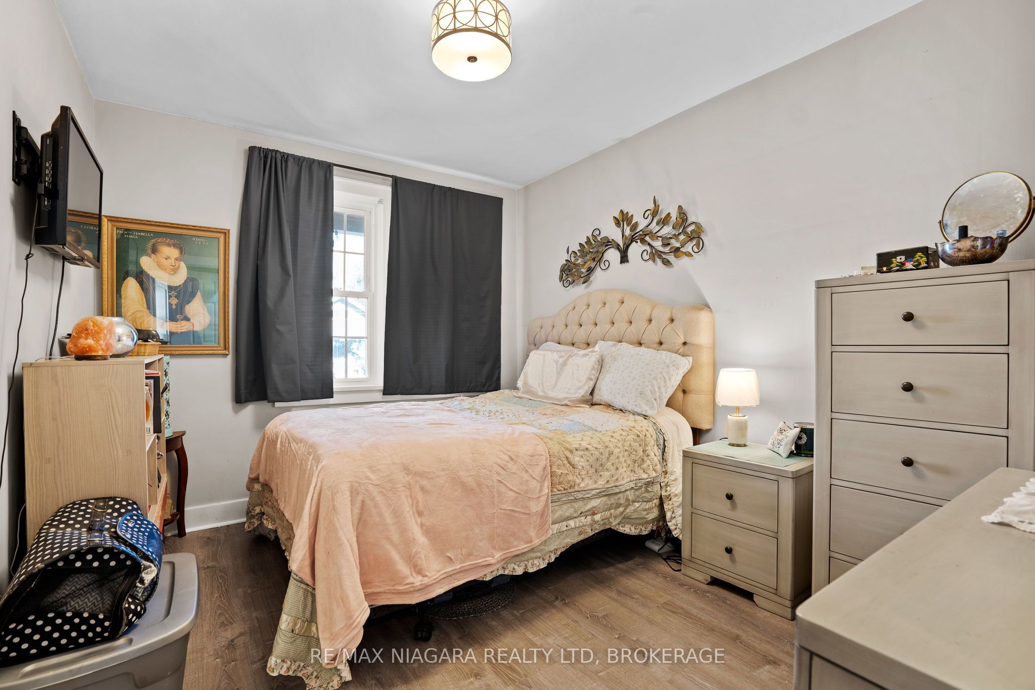 128 Adelaide Street Property Photo 10