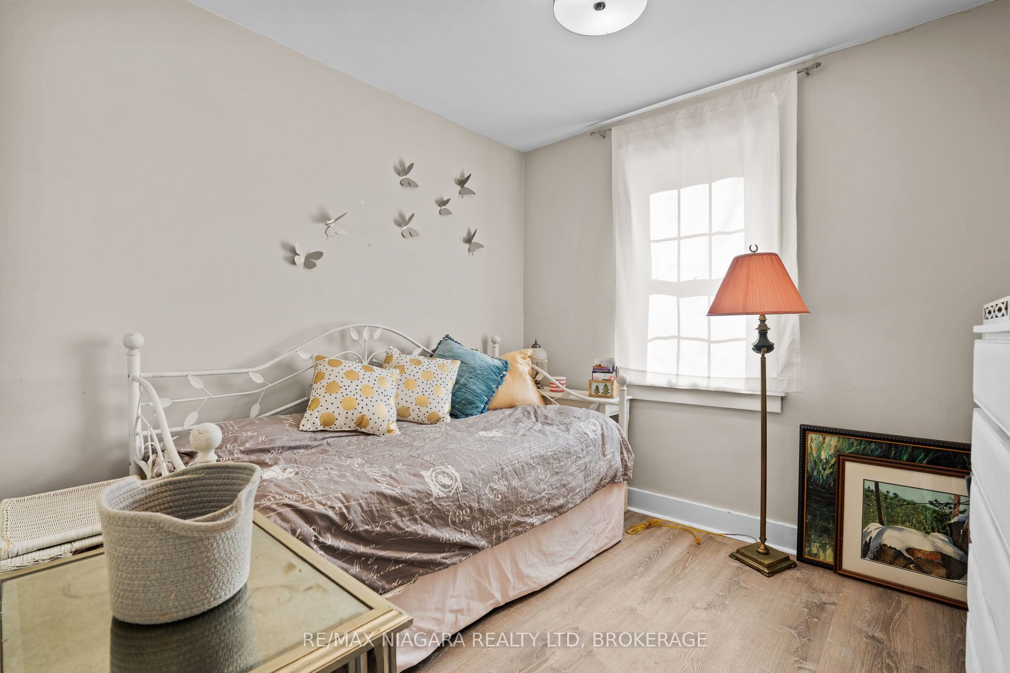 128 Adelaide Street Property Photo 12