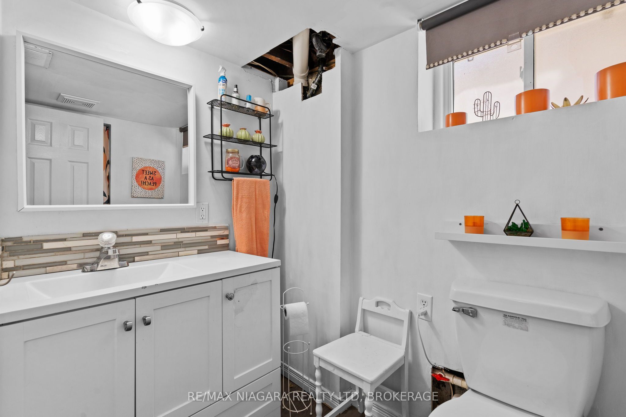 128 Adelaide Street Property Photo 14