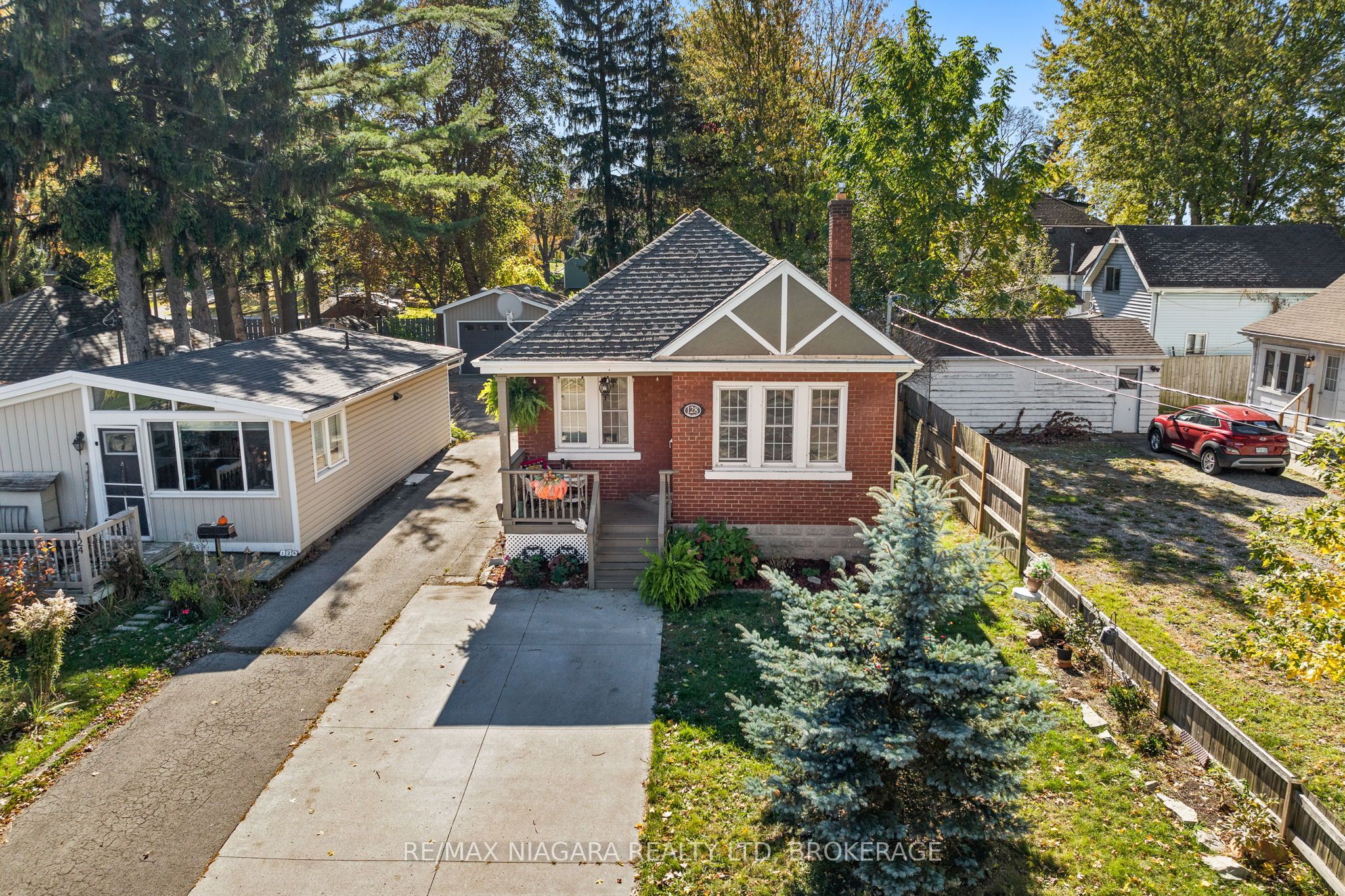 128 Adelaide Street Property Photo 24