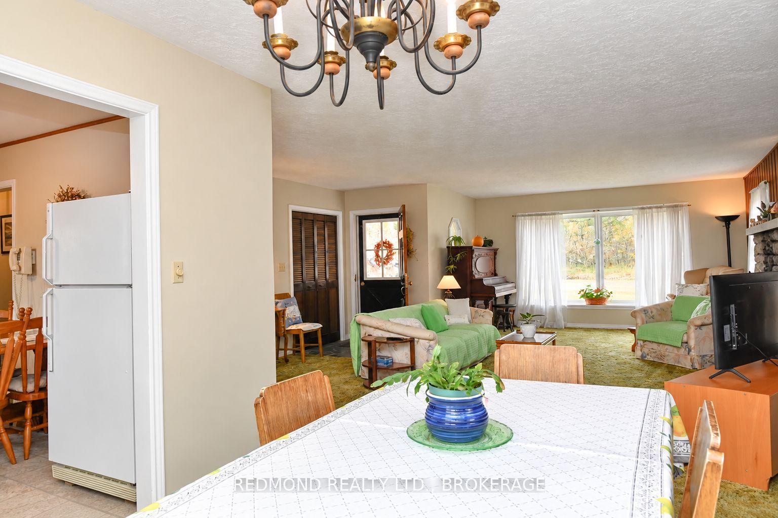 1319 County Rd 2 Road Property Photo 11