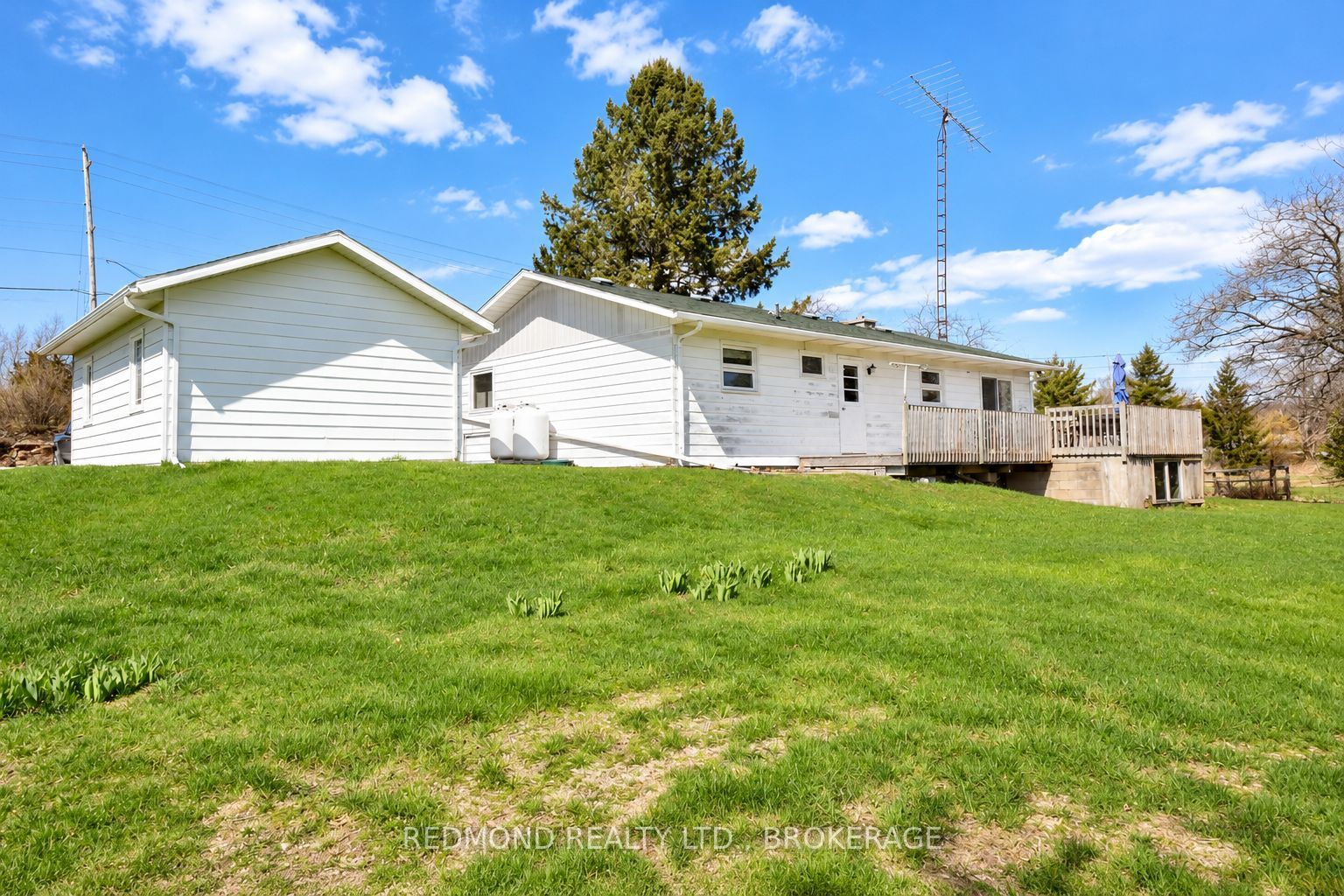 1319 County Rd 2 Road Property Photo 23