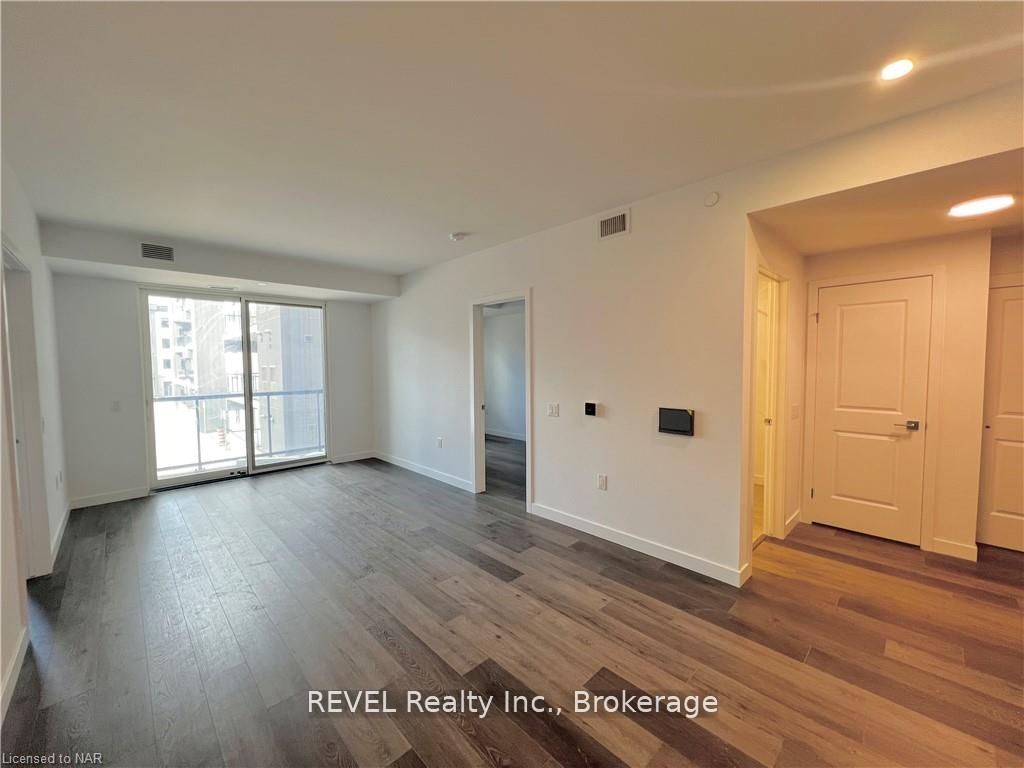 7549 Kalar Road 213 Property Photo 5