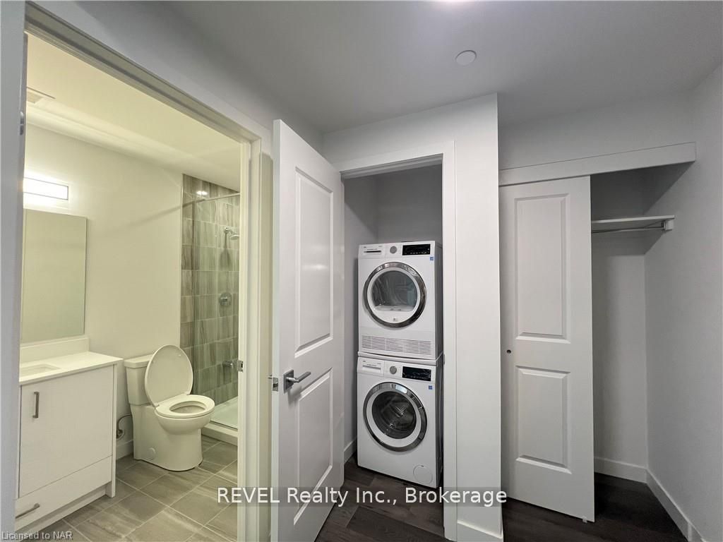 7549 Kalar Road 213 Property Photo 6