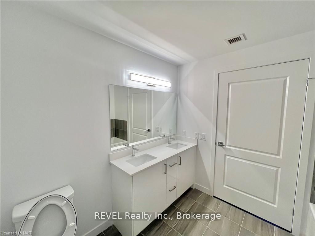 7549 Kalar Road 213 Property Photo 13