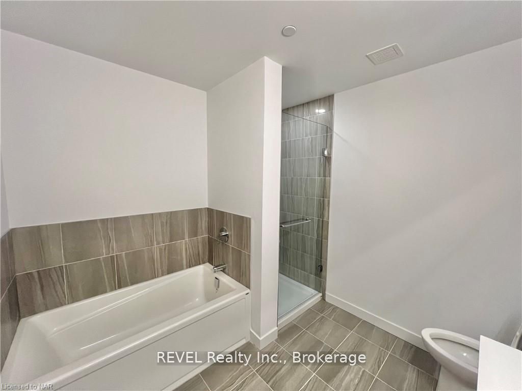 7549 Kalar Road 213 Property Photo 14