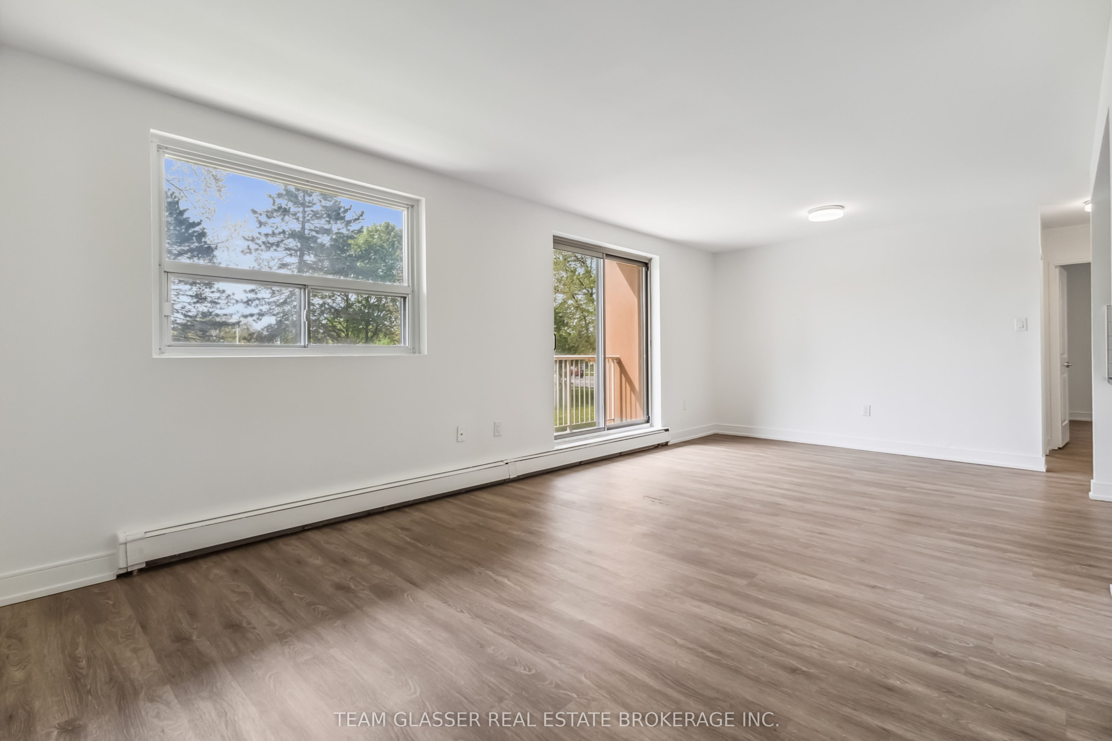 1560 Adelaide Street N 188 Property Photo 10