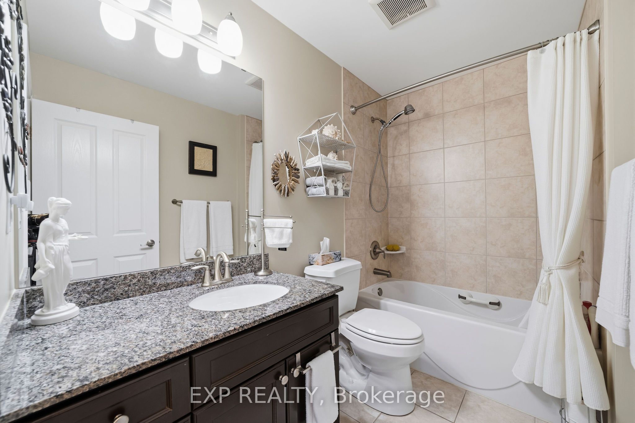 1030 Coronation Drive 105 Property Photo 15
