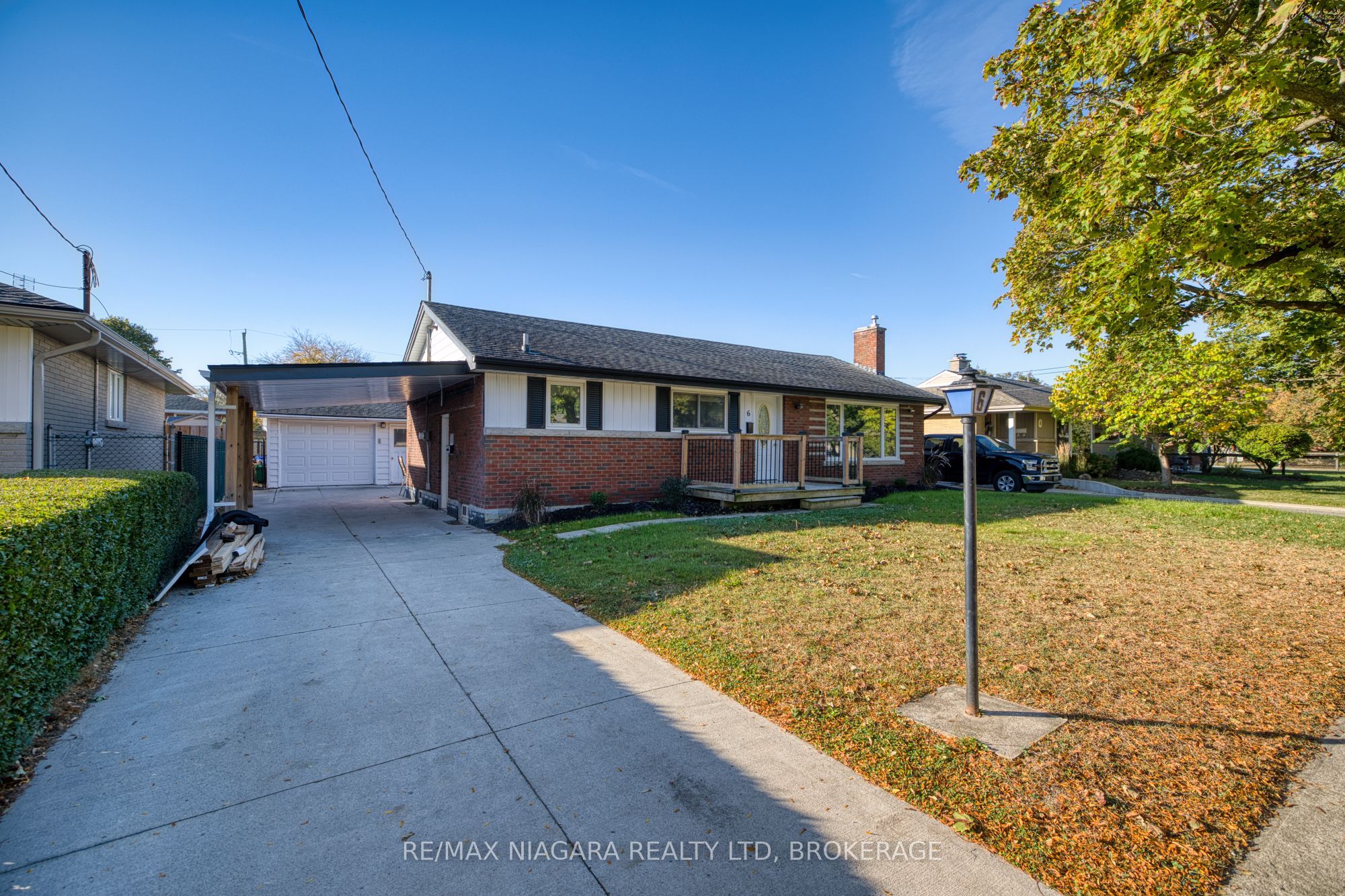 6 Broadmore Avenue Property Photo 1