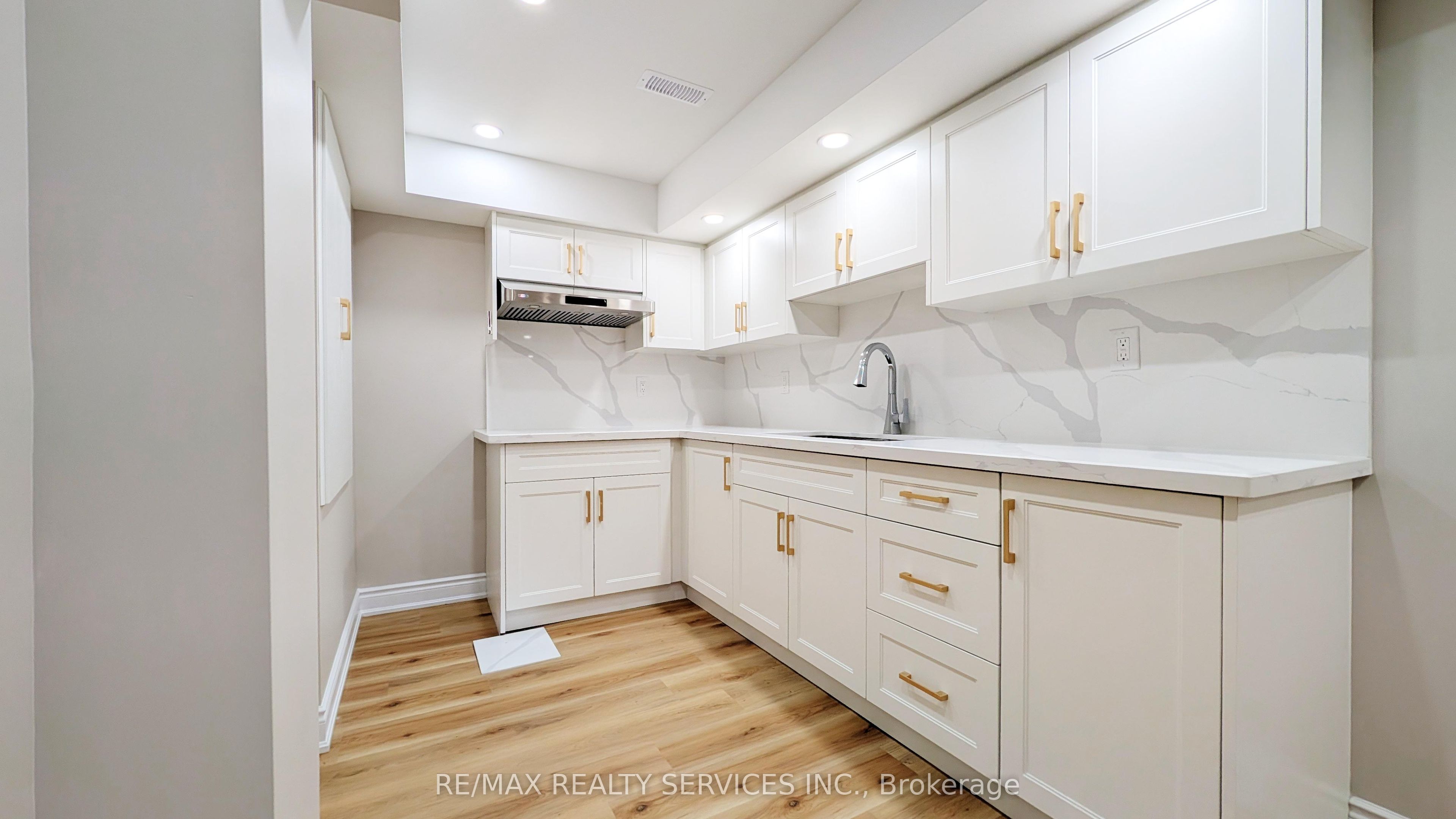 21 Keelson Street Basement Property Photo 7