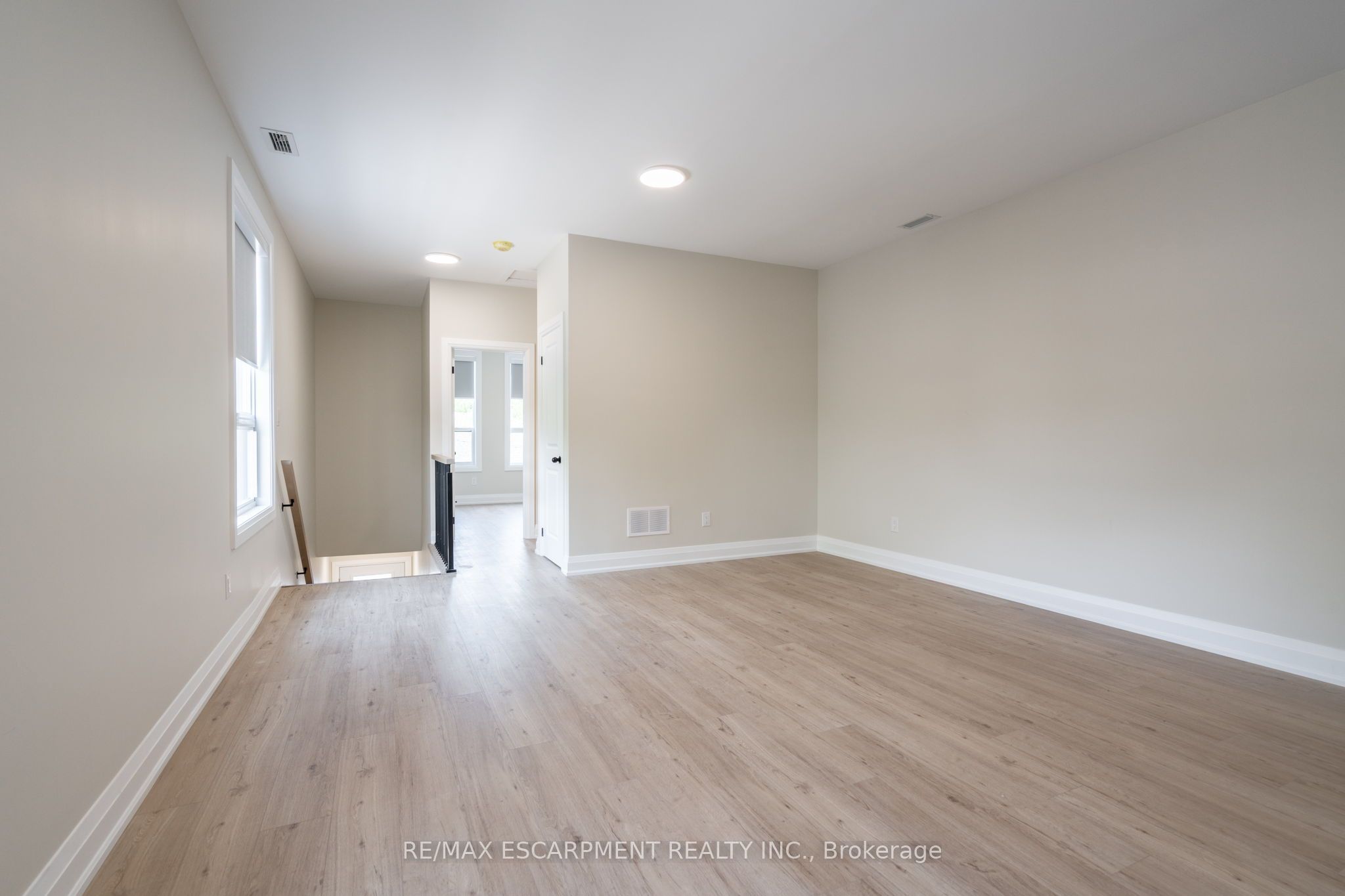 9 Munn Street A Property Photo 10