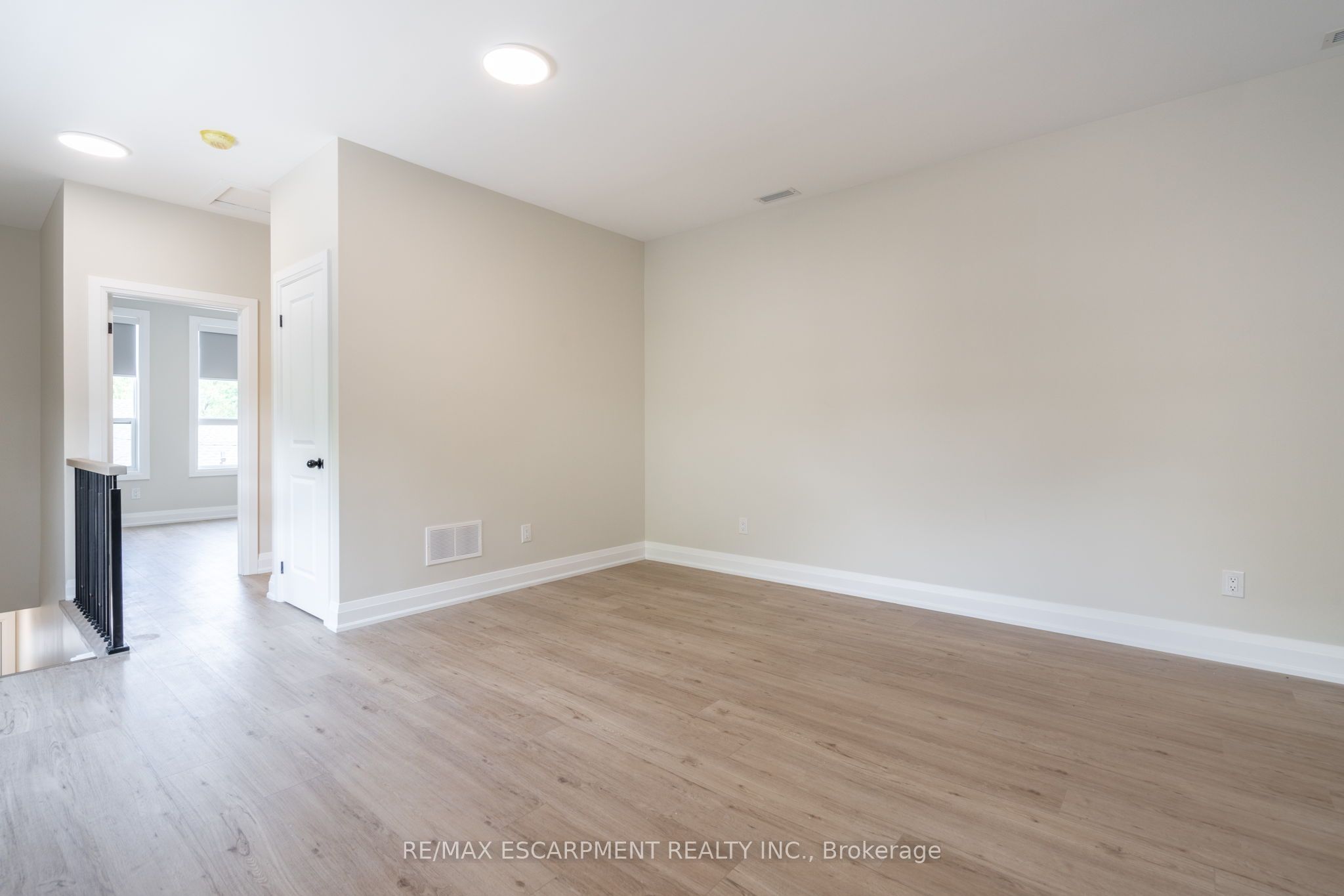 9 Munn Street A Property Photo 11