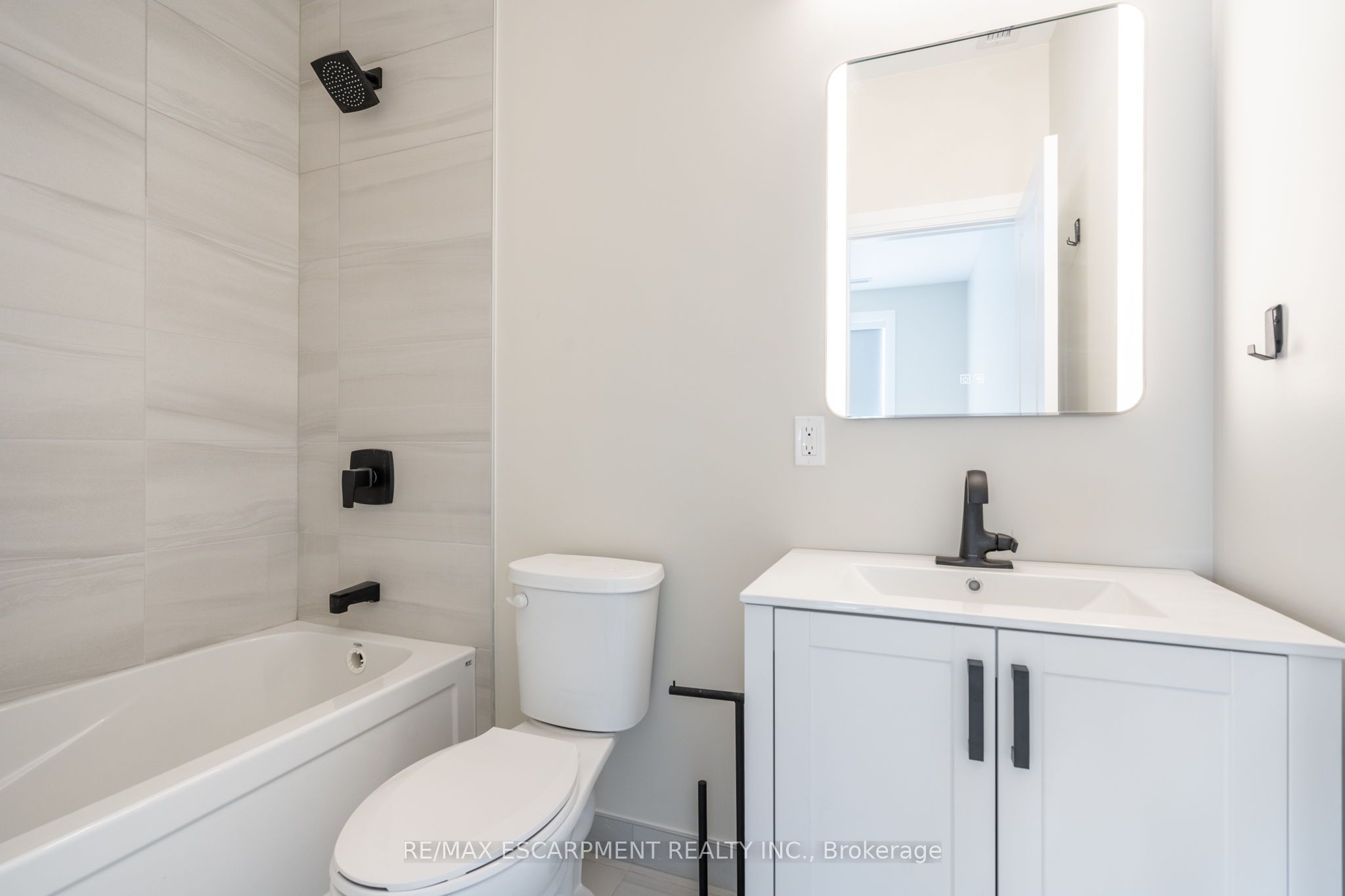 9 Munn Street A Property Photo 30